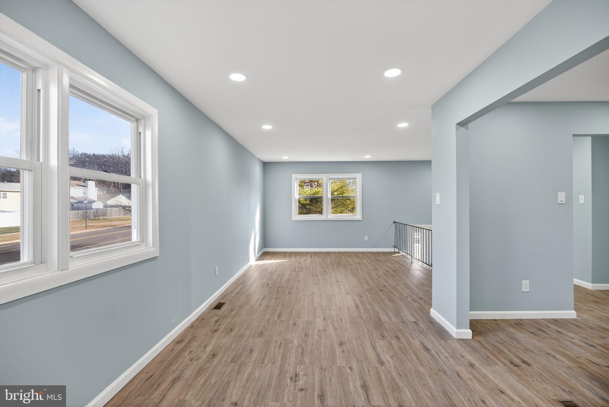 NEWTOWN CROSSING - Residential