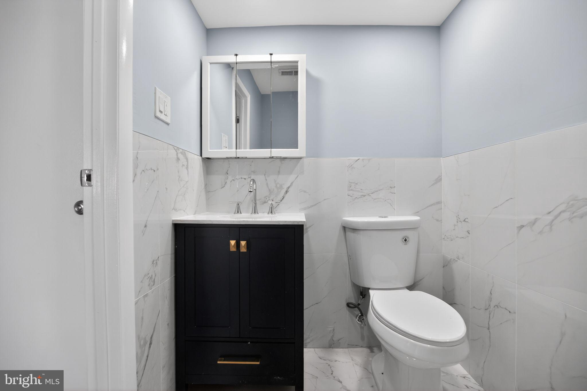 NEWTOWN CROSSING - Residential