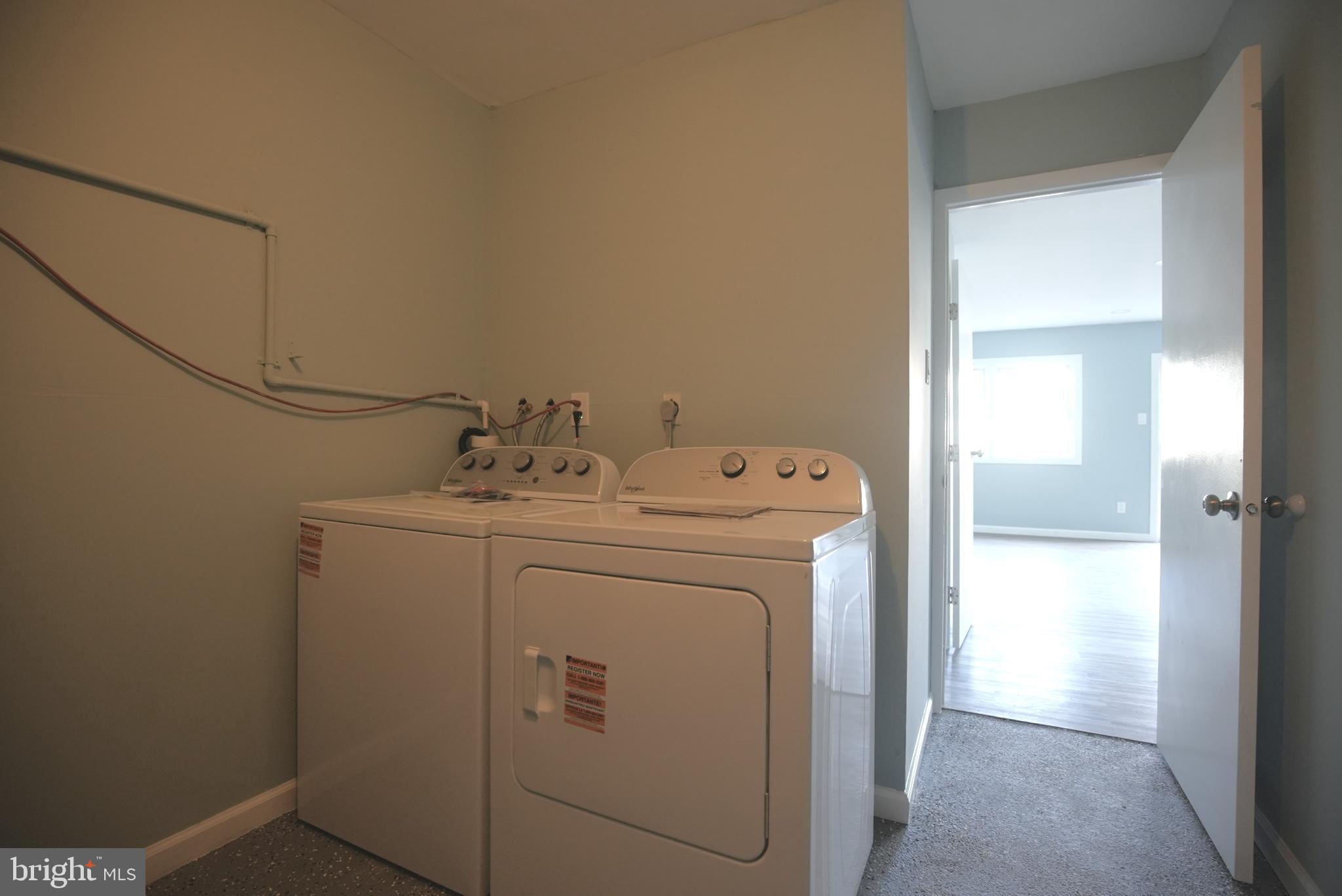 NEWTOWN CROSSING - Residential