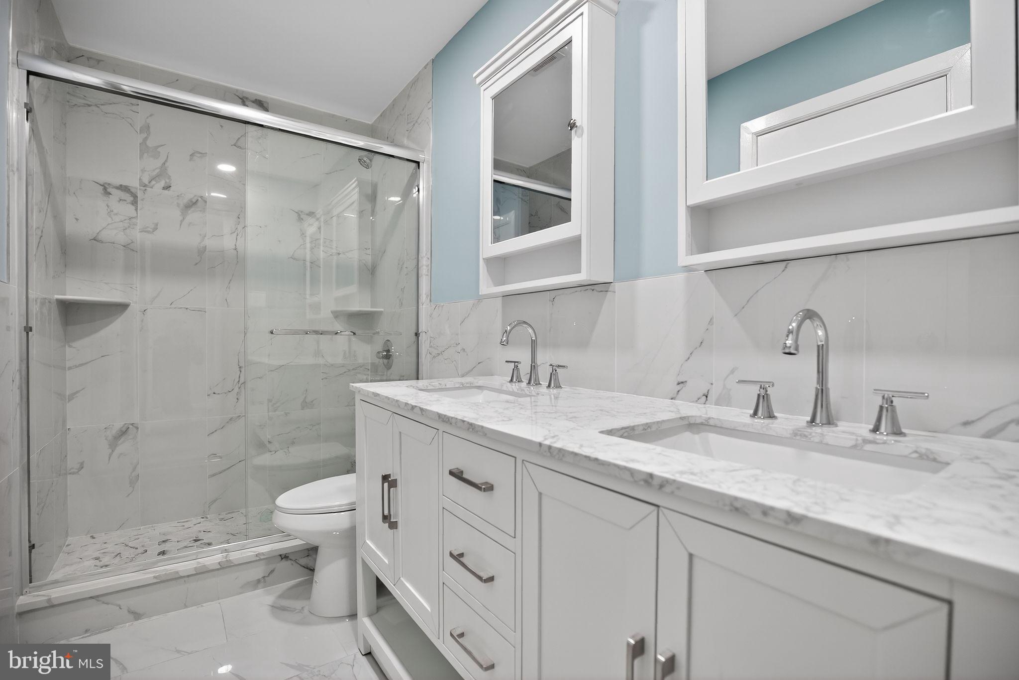 NEWTOWN CROSSING - Residential