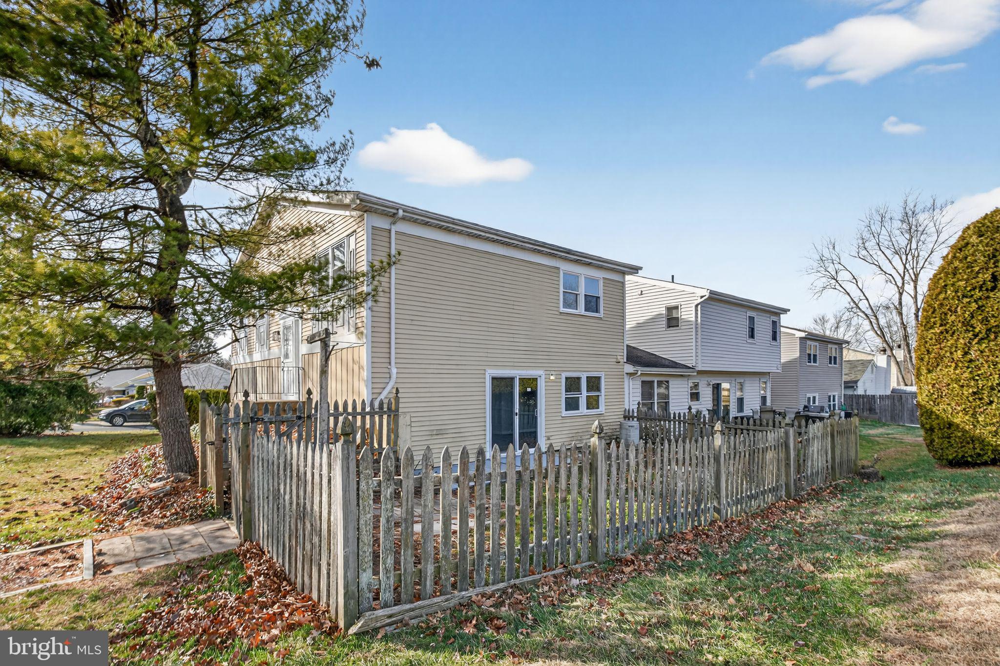 NEWTOWN CROSSING - Residential