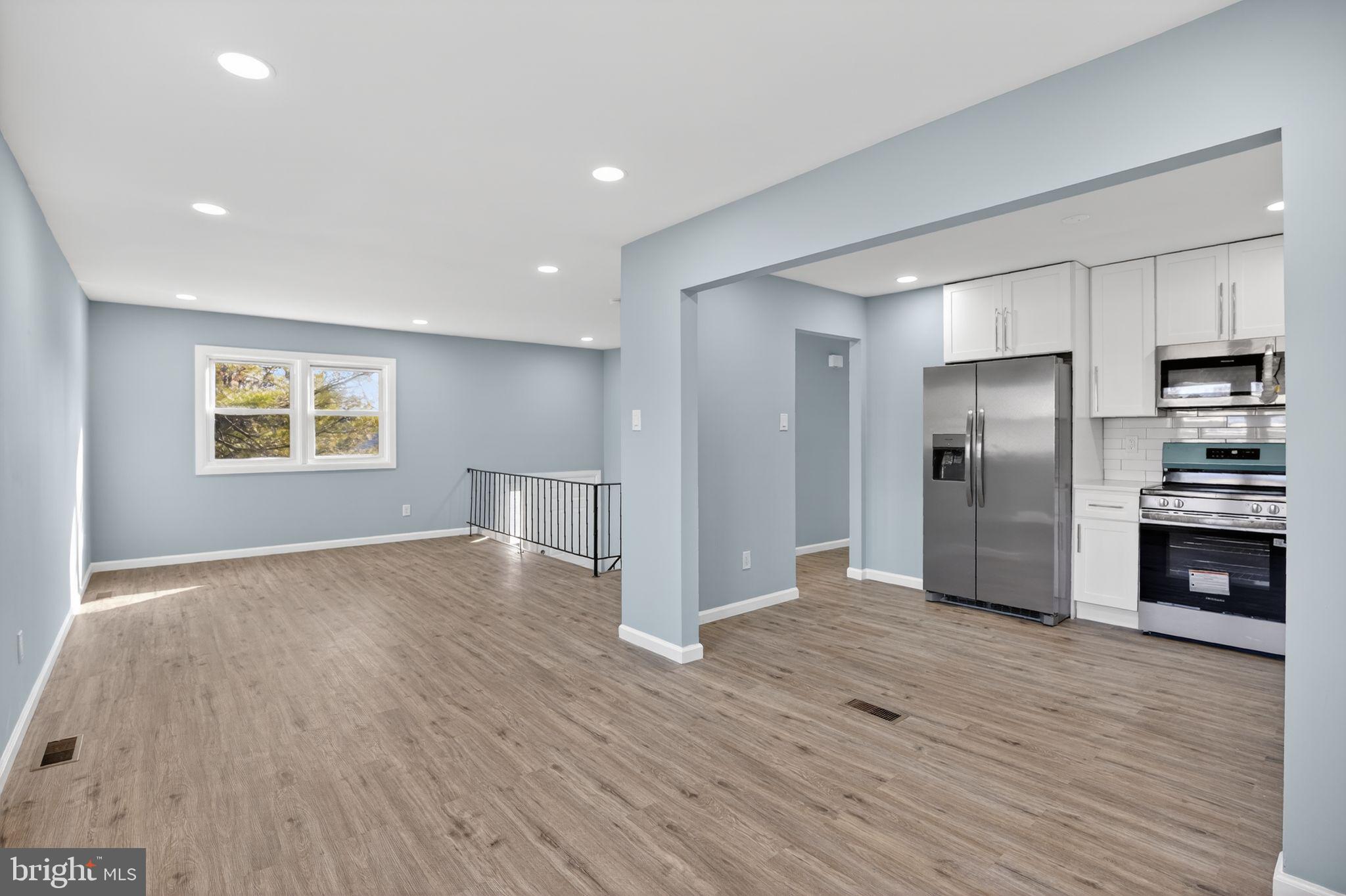 NEWTOWN CROSSING - Residential