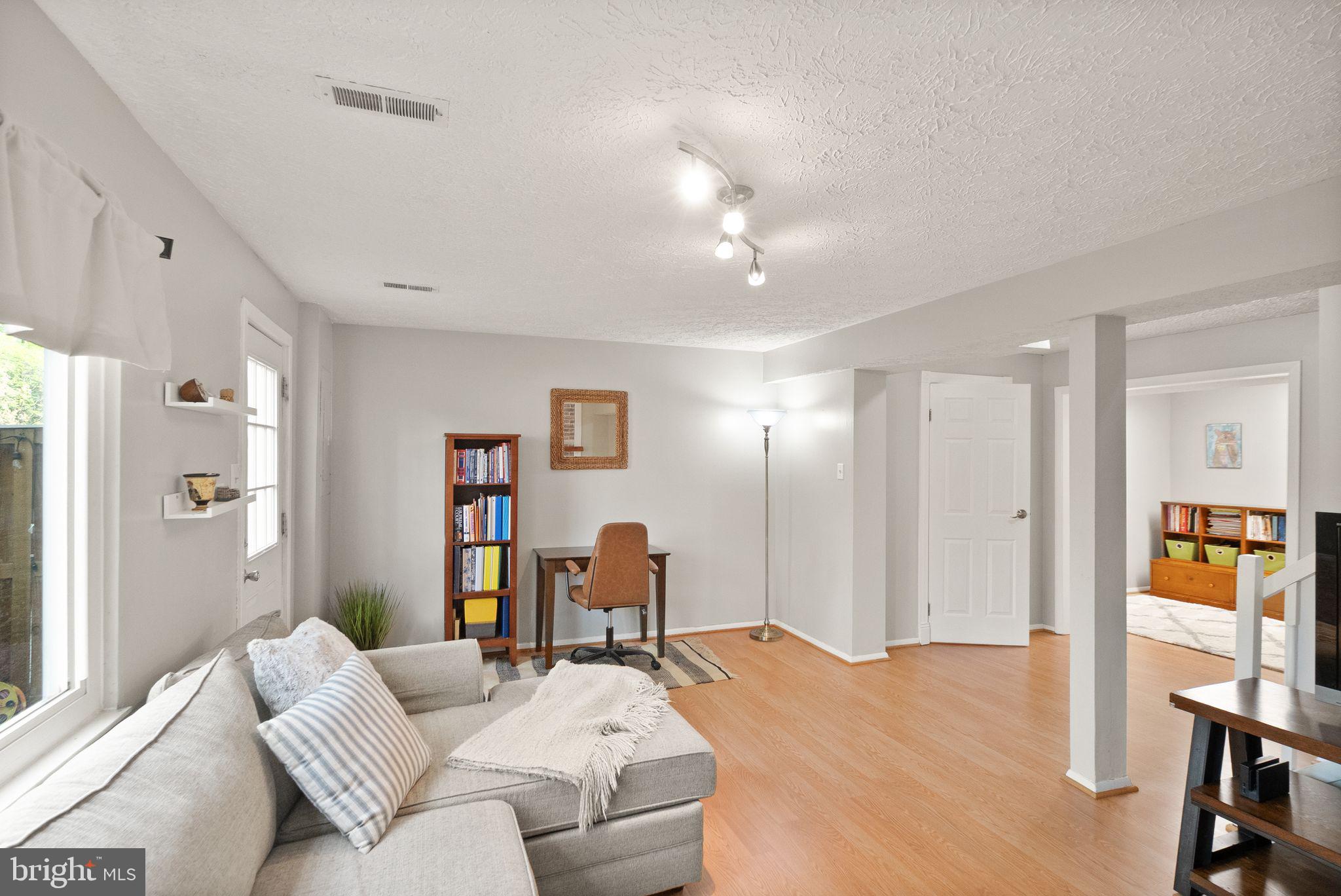 LITTLE ROCKY RUN - Residential