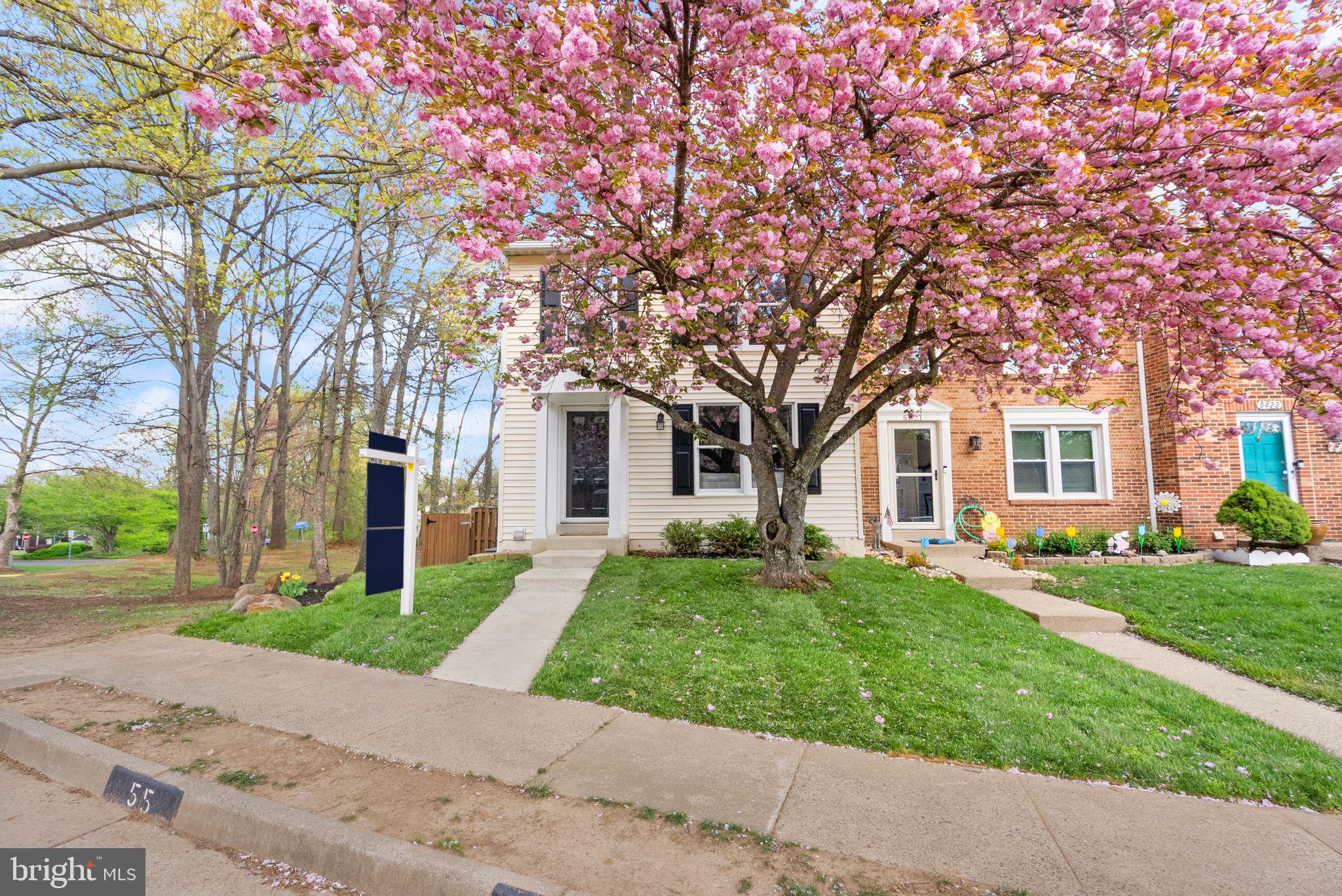 5819 ROCK FOREST COURT