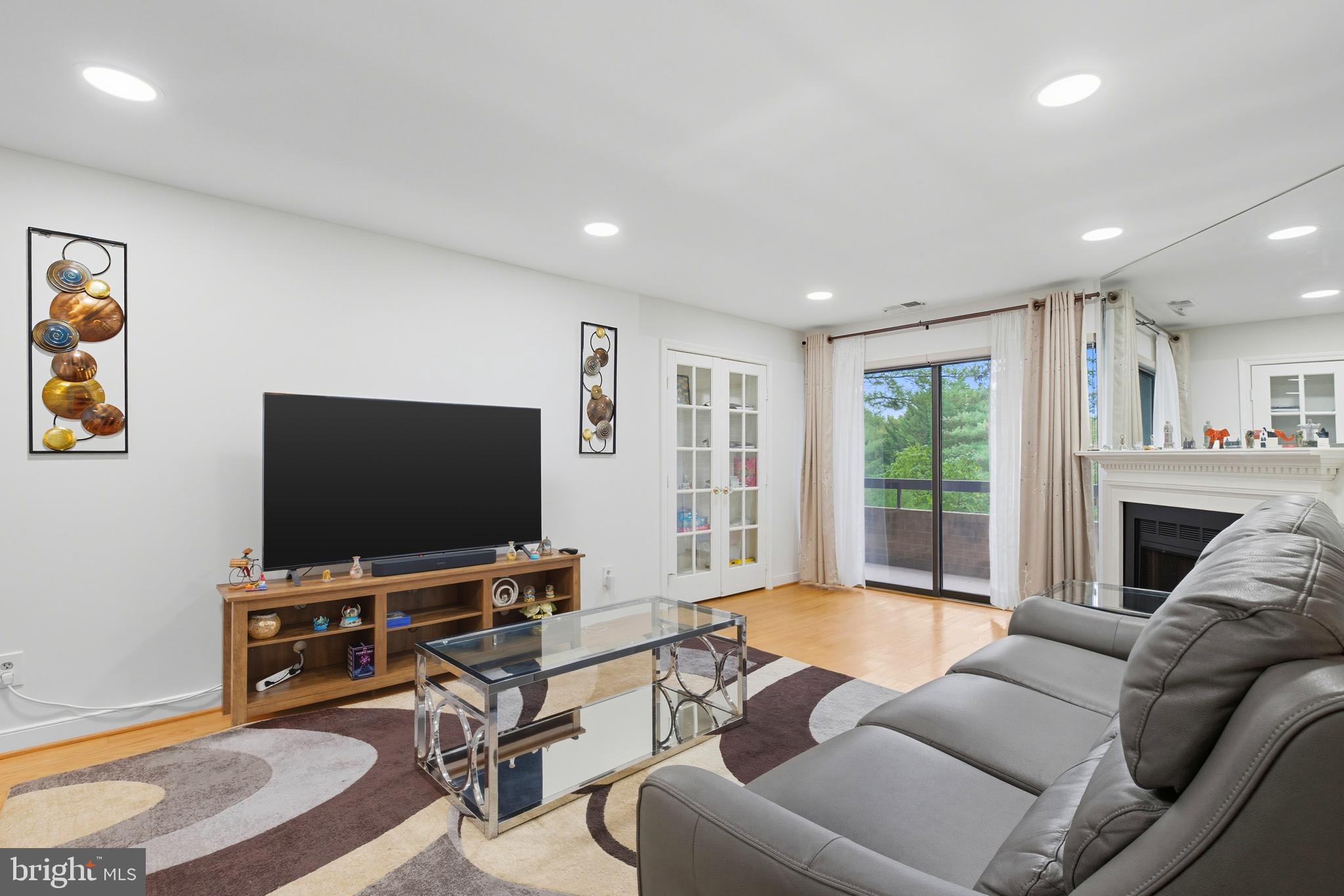 11430 STRAND DRIVE R-203