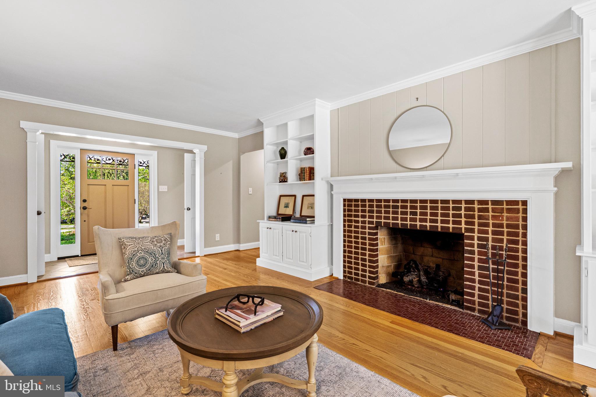 SHIRLEY WOODS - Residential