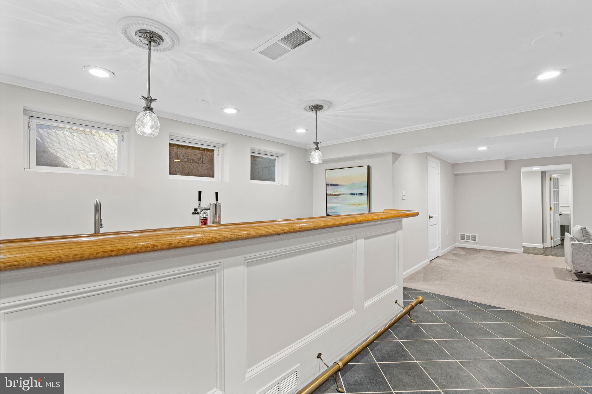 SHIRLEY WOODS - Residential