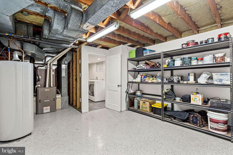 SHIRLEY WOODS - Residential