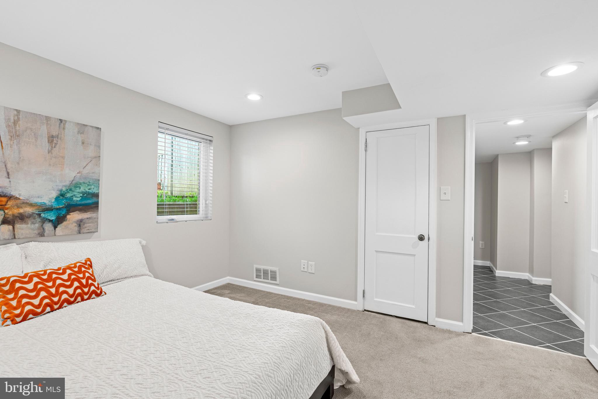 SHIRLEY WOODS - Residential