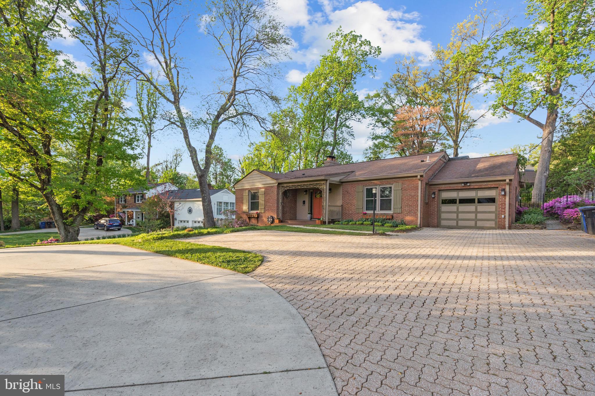 4871 OLD DOMINION DRIVE