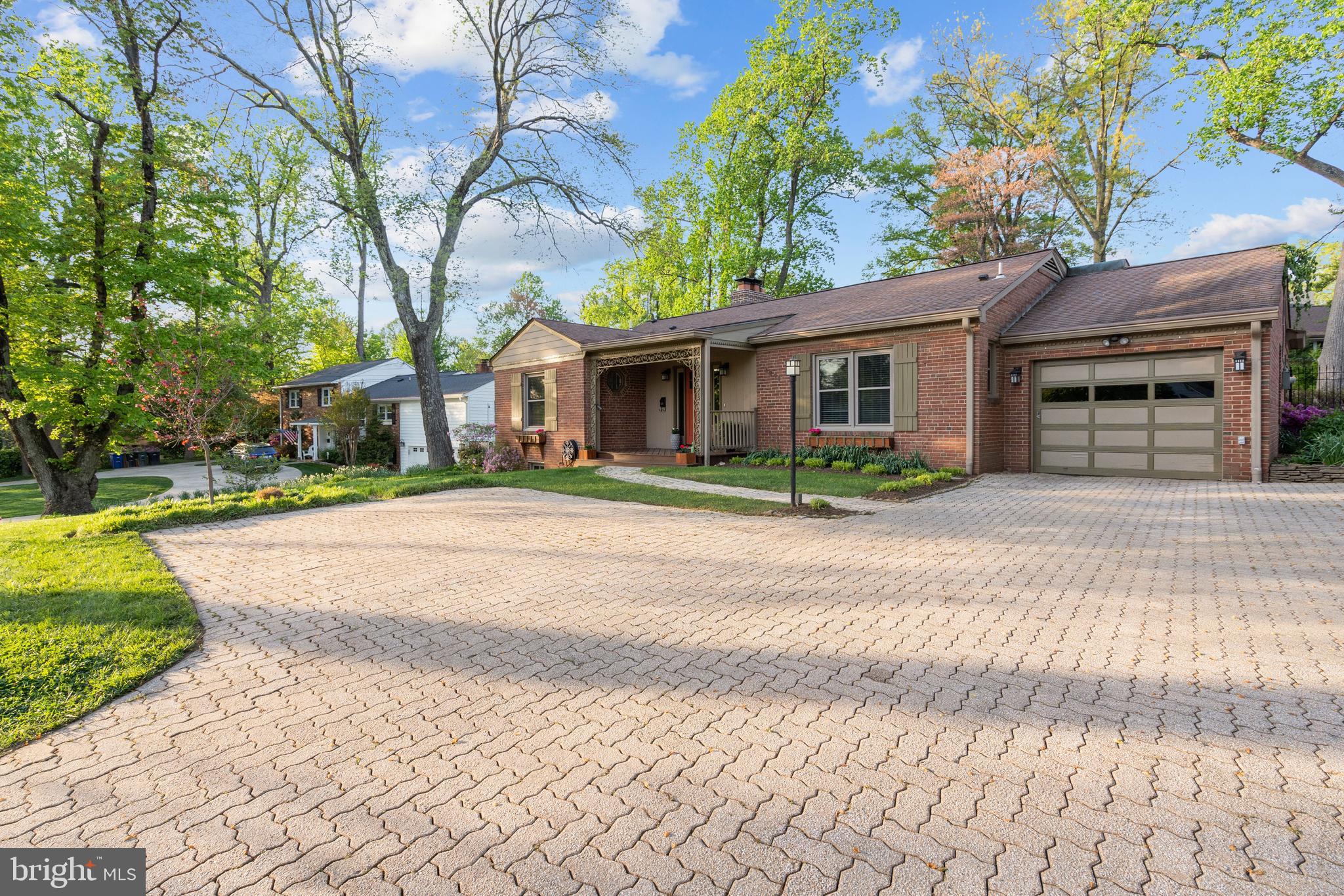 SHIRLEY WOODS - Residential