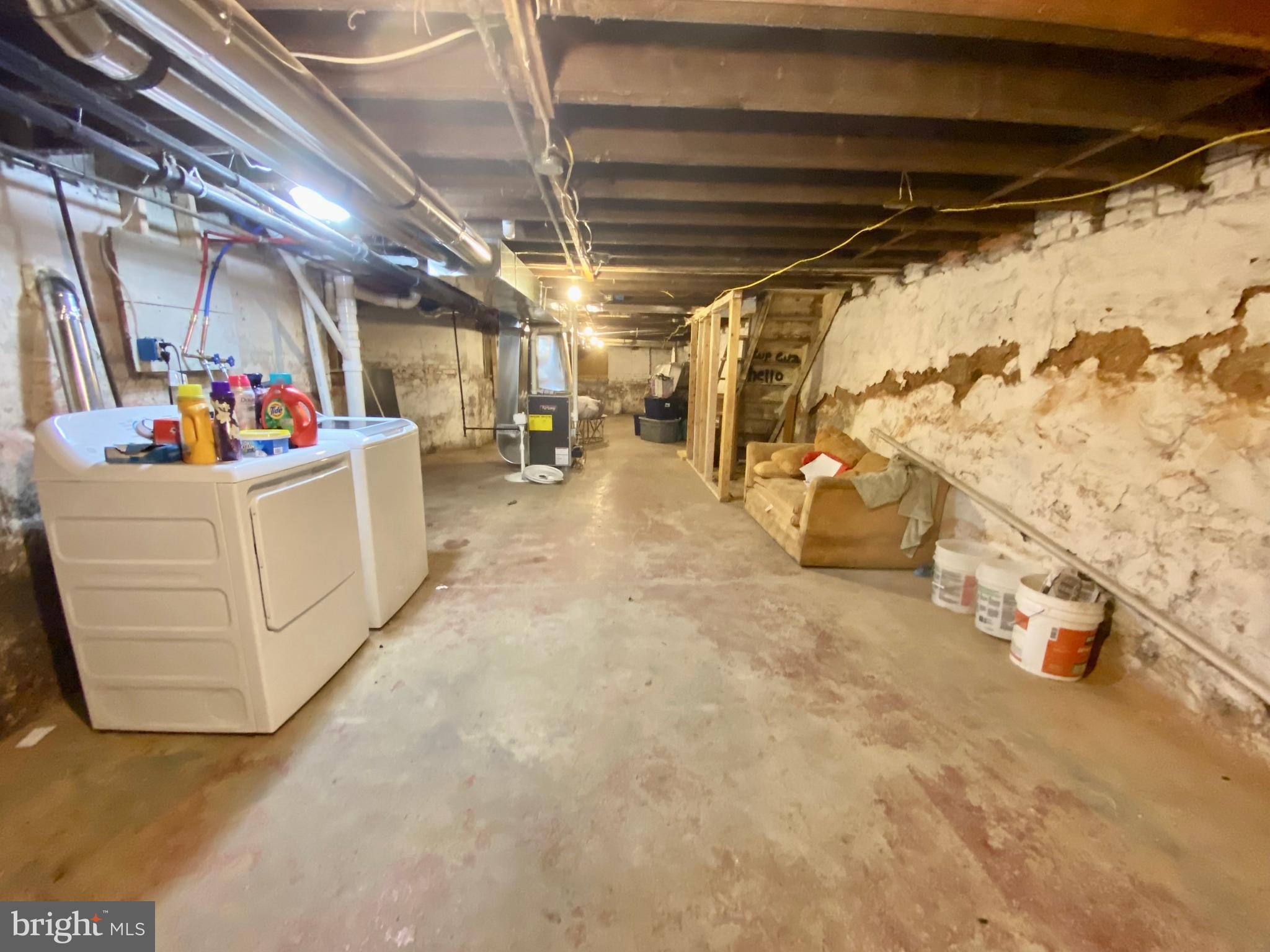 ELMWOOD PARK - Residential Income