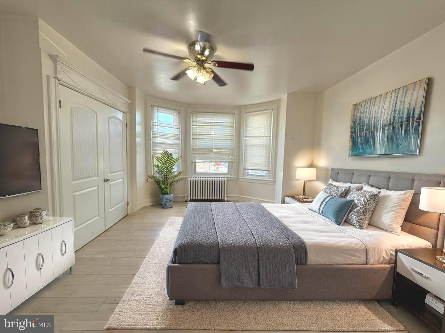 ELMWOOD PARK - Residential Income