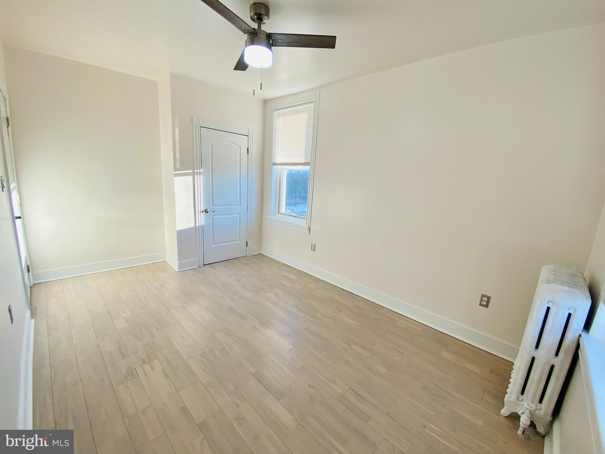 ELMWOOD PARK - Residential Income