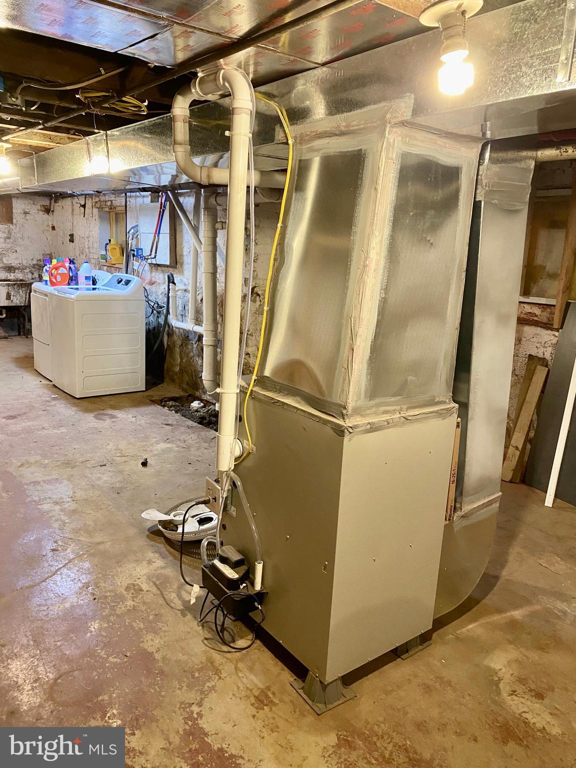 ELMWOOD PARK - Residential Income