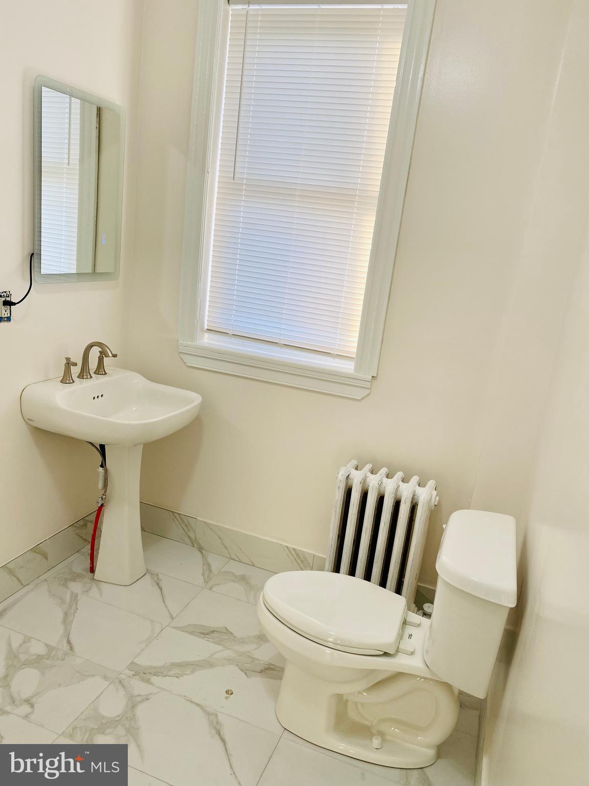 ELMWOOD PARK - Residential Income