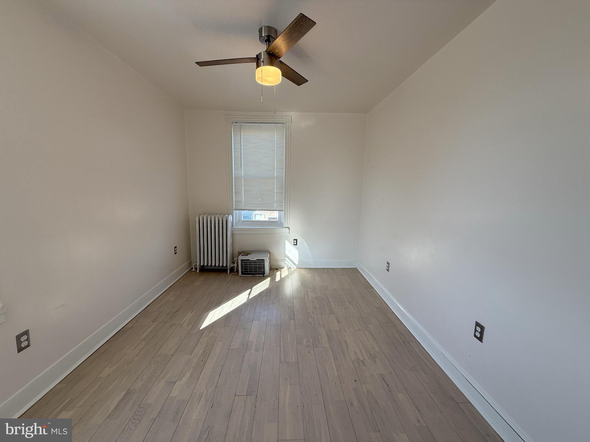 ELMWOOD PARK - Residential Income