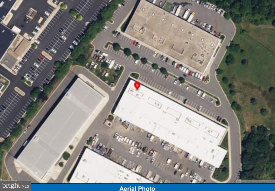 3852 DULLES SOUTH COURT J (B-10)
