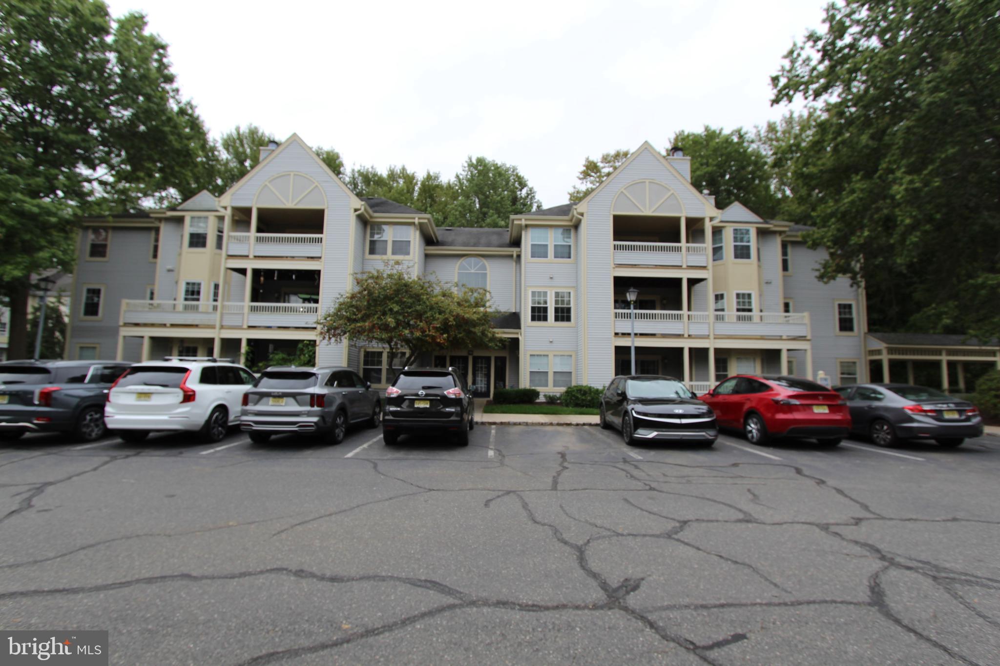 110 BISCAYNE COURT 8
