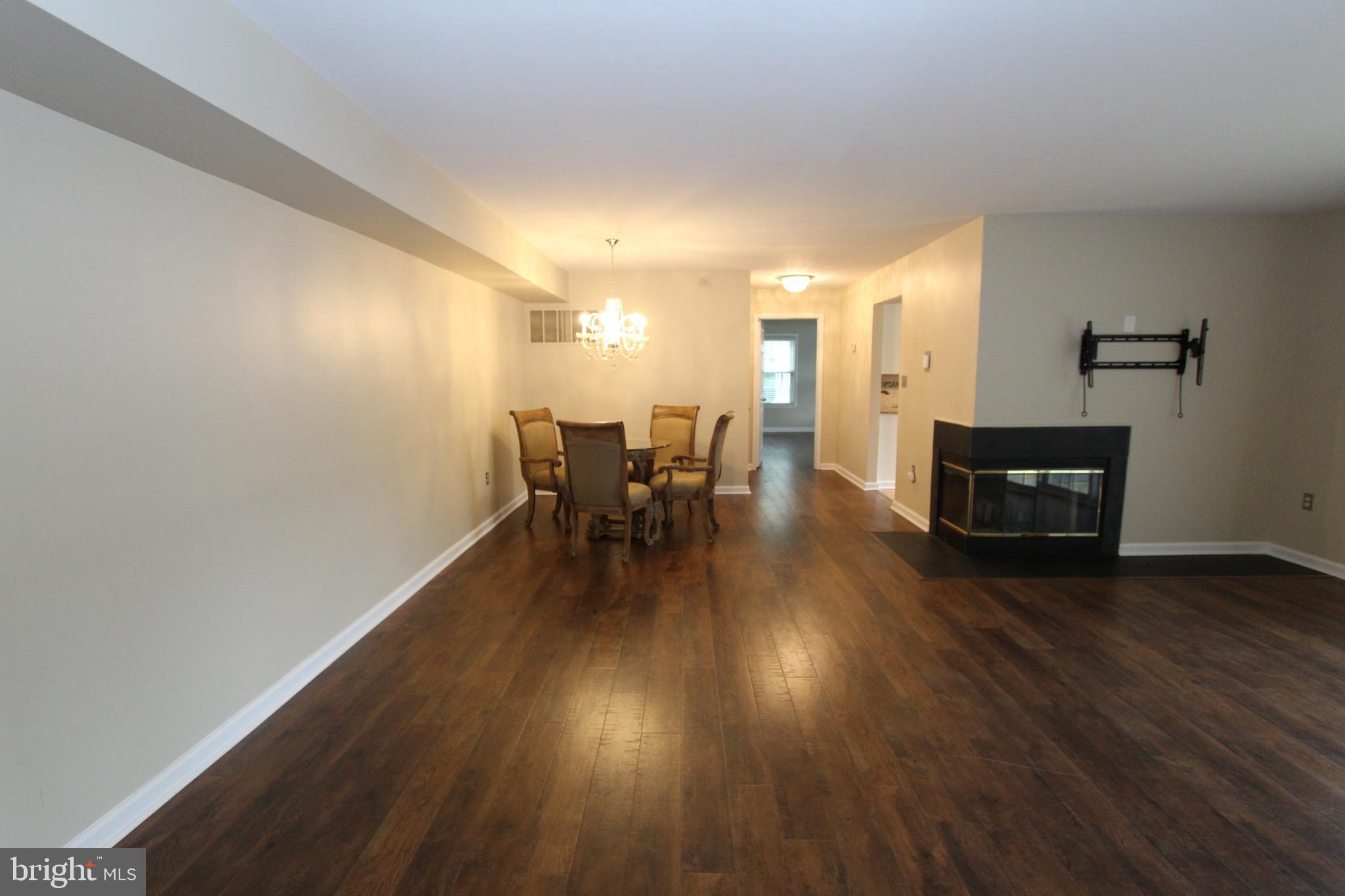 110 BISCAYNE COURT 8