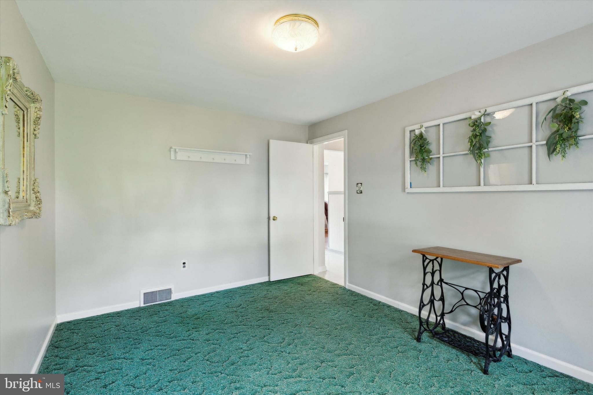 NON AVAILABLE - Residential