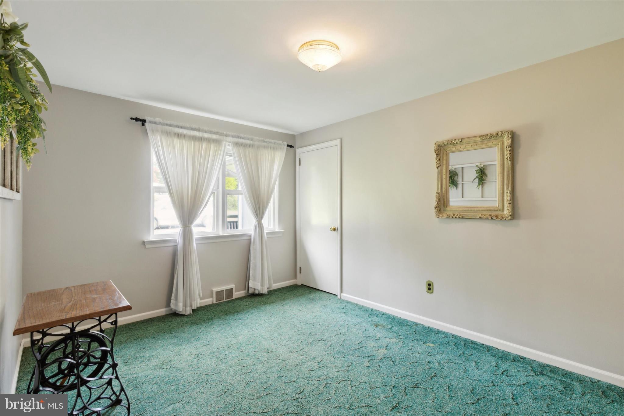 NON AVAILABLE - Residential