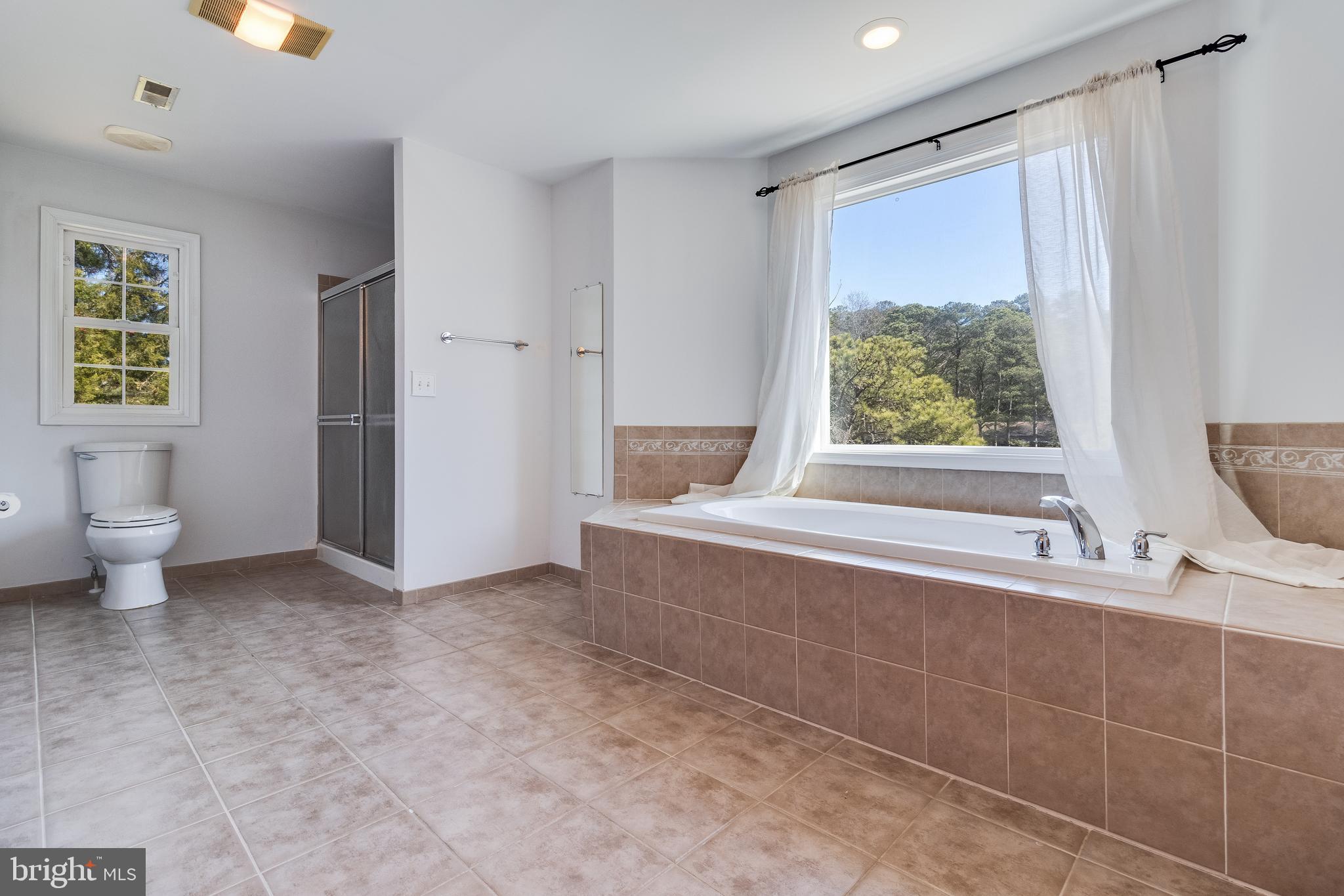 DRUM POINT - Residential