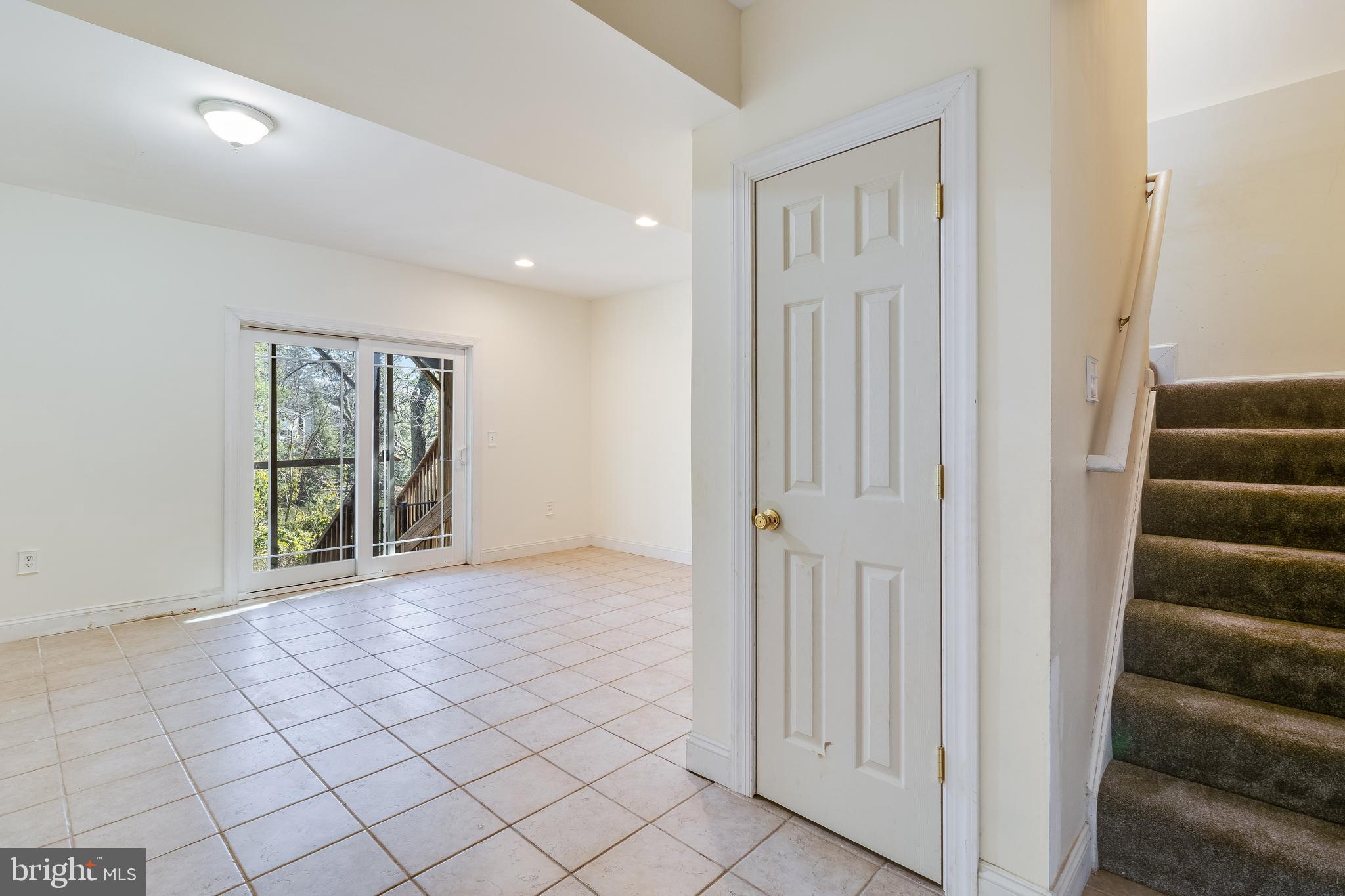 DRUM POINT - Residential