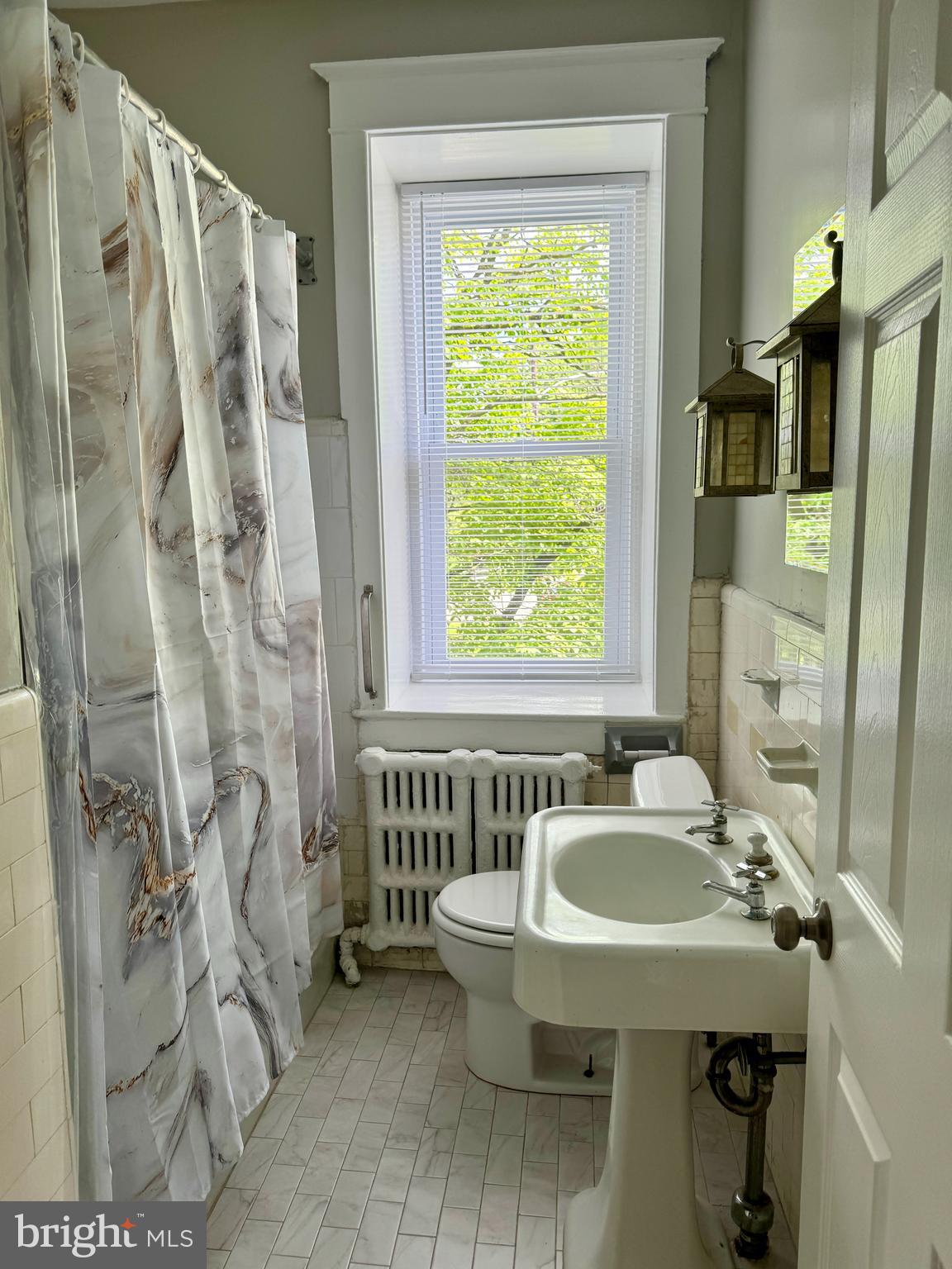 ELKINS PARK - Residential Lease