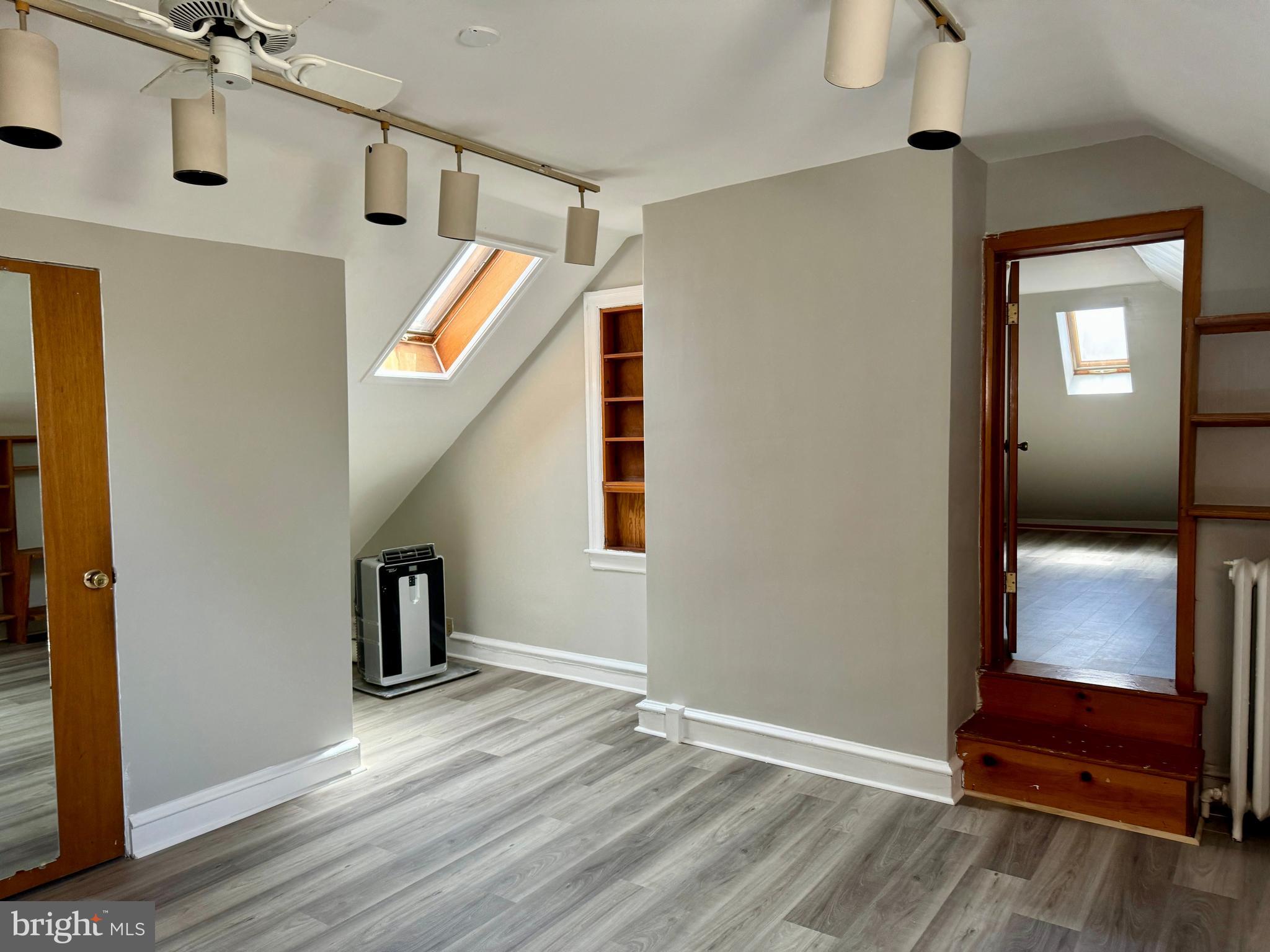 ELKINS PARK - Residential Lease