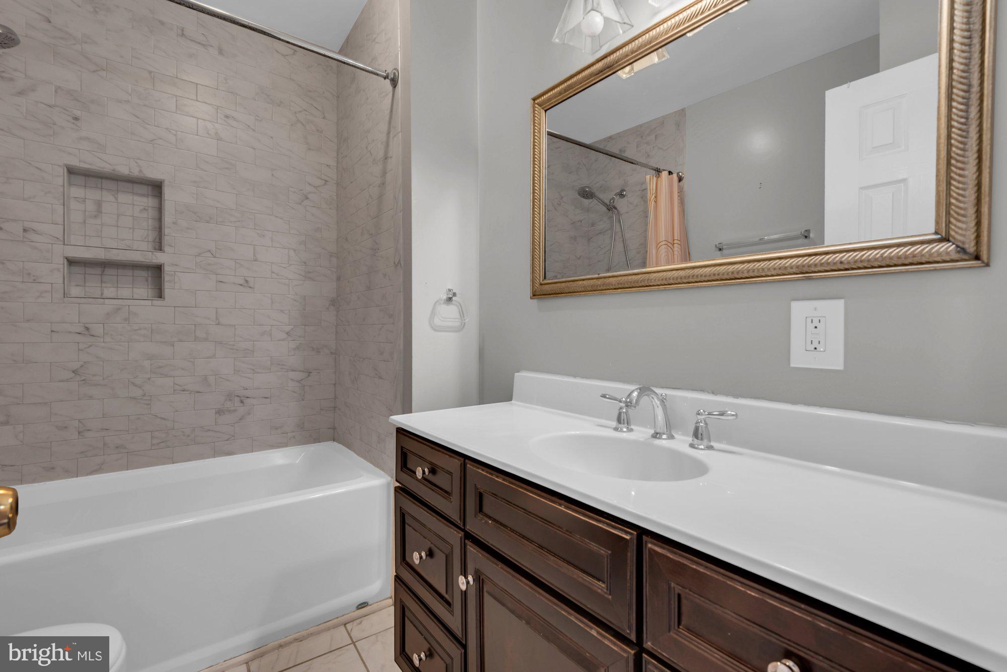 MOUNT VERNON PLACE HISTORIC DISTRICT - Residential