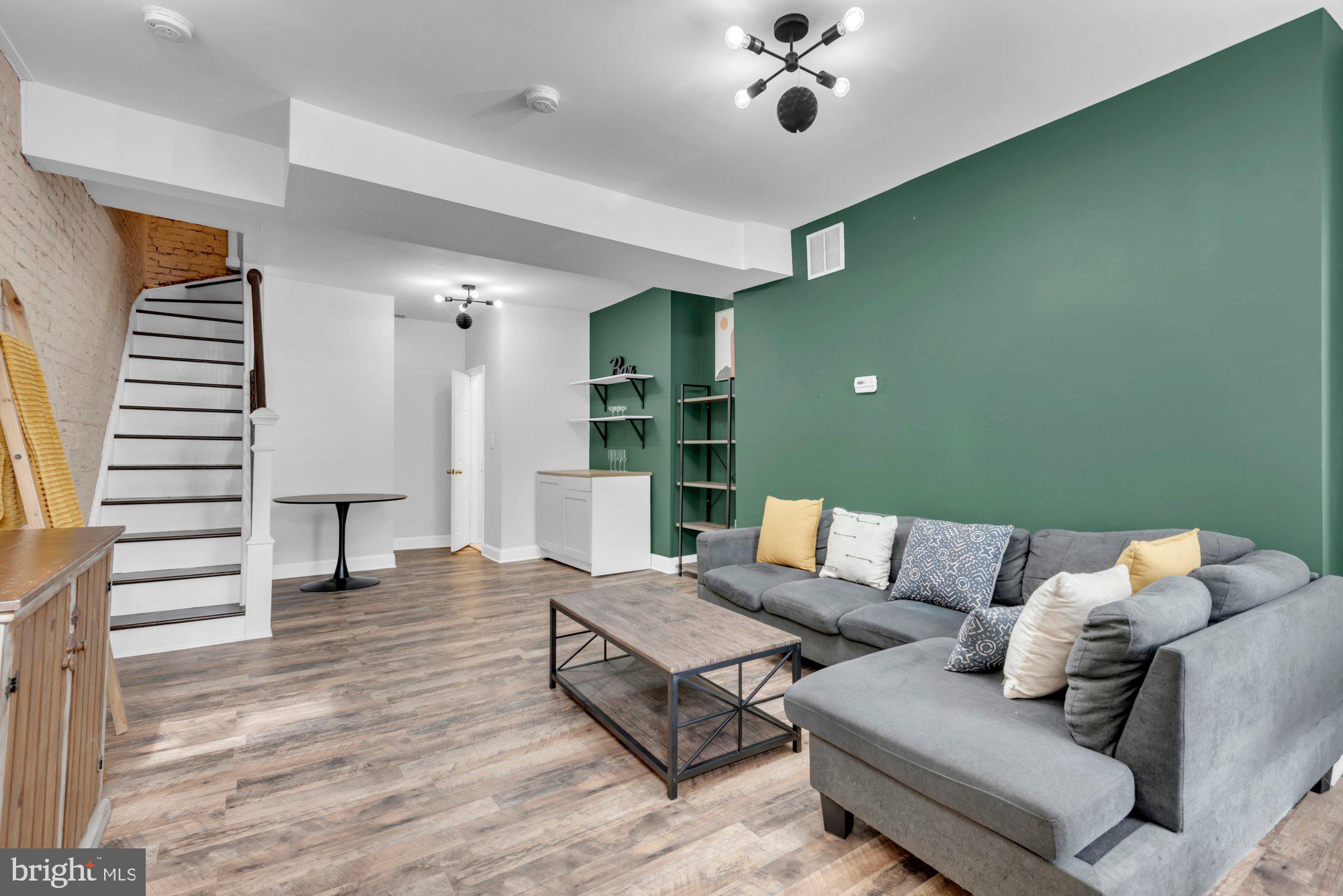 MOUNT VERNON PLACE HISTORIC DISTRICT - Residential