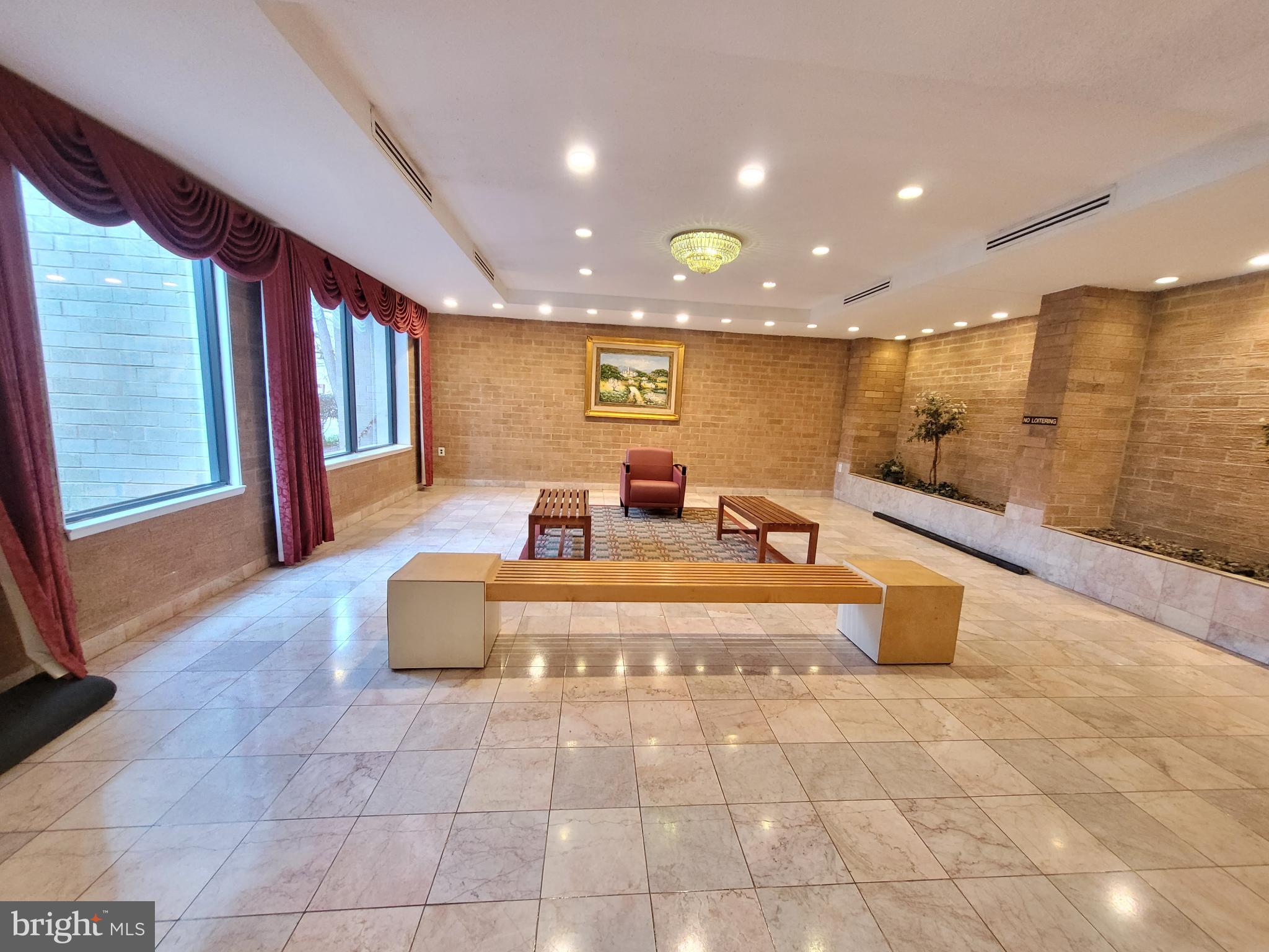 WOODLAKE TOWERS - Residential Lease