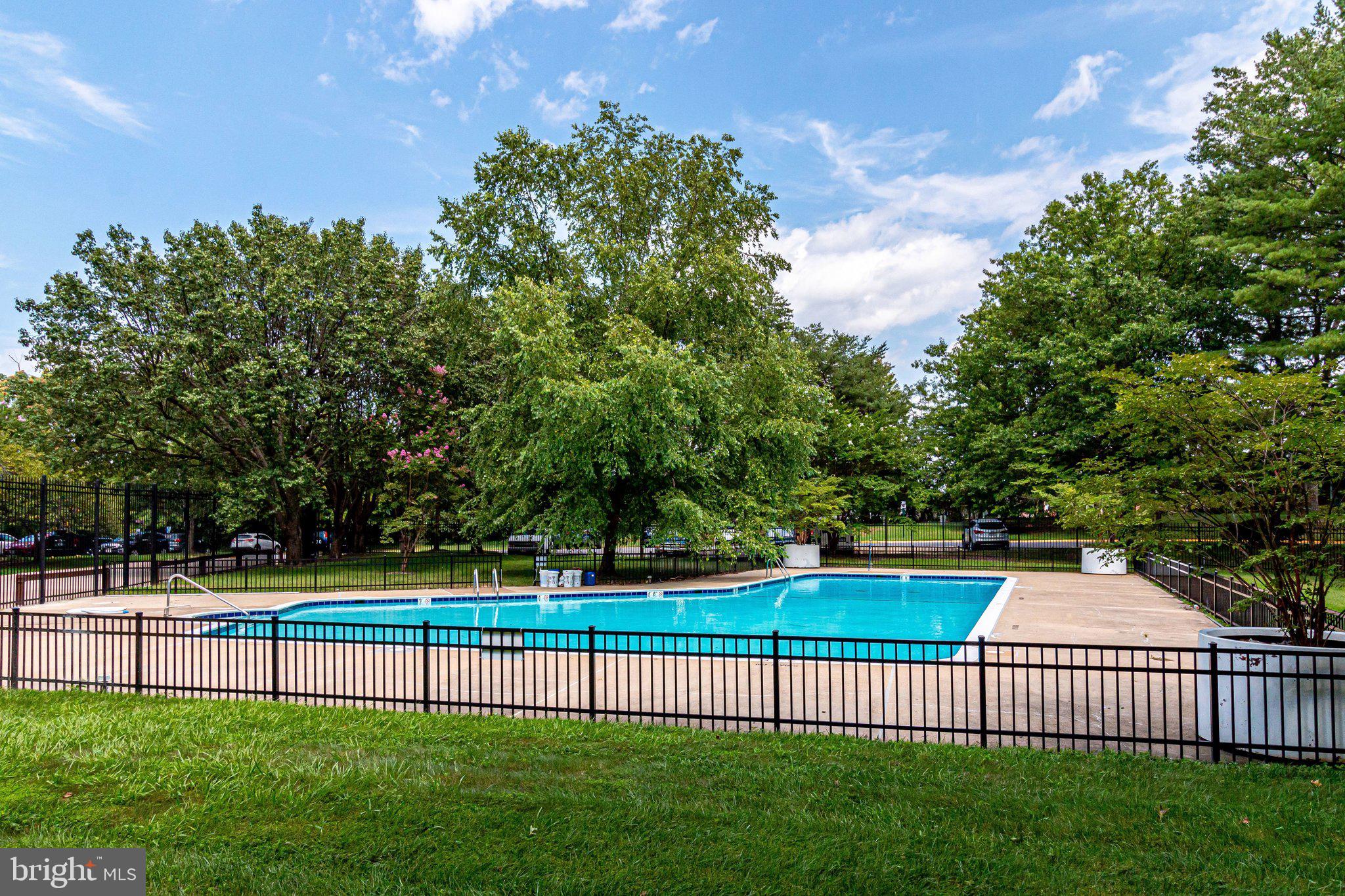 WOODLAKE TOWERS - Residential Lease