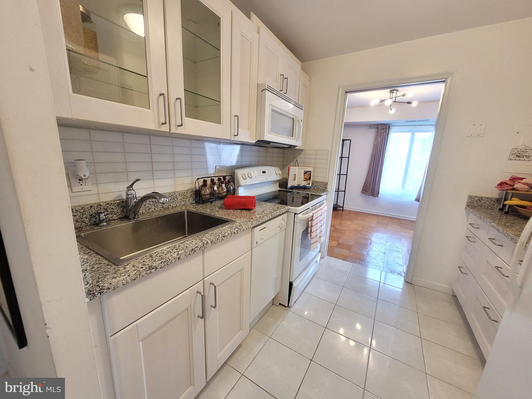 WOODLAKE TOWERS - Residential Lease