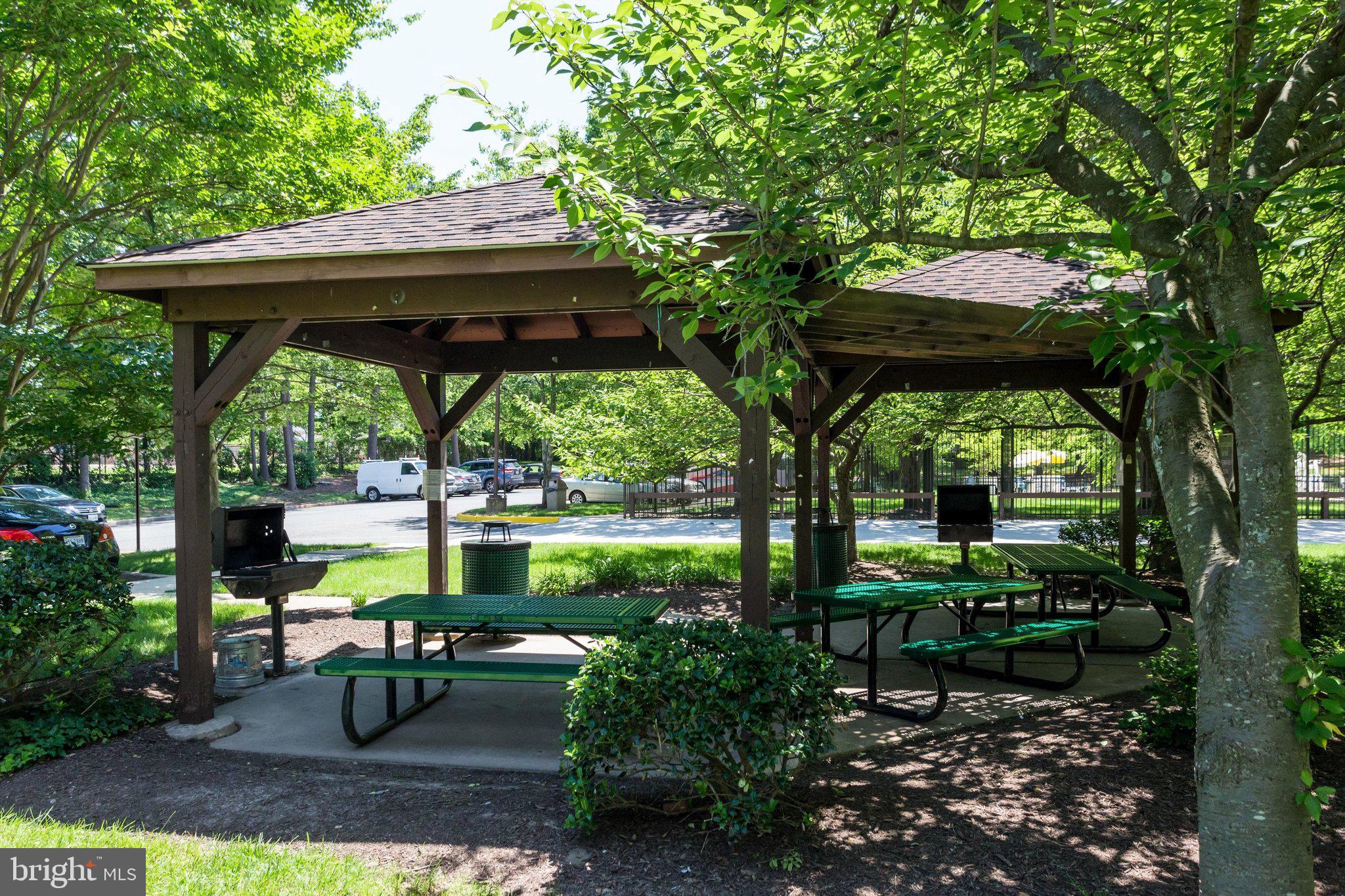 WOODLAKE TOWERS - Residential Lease