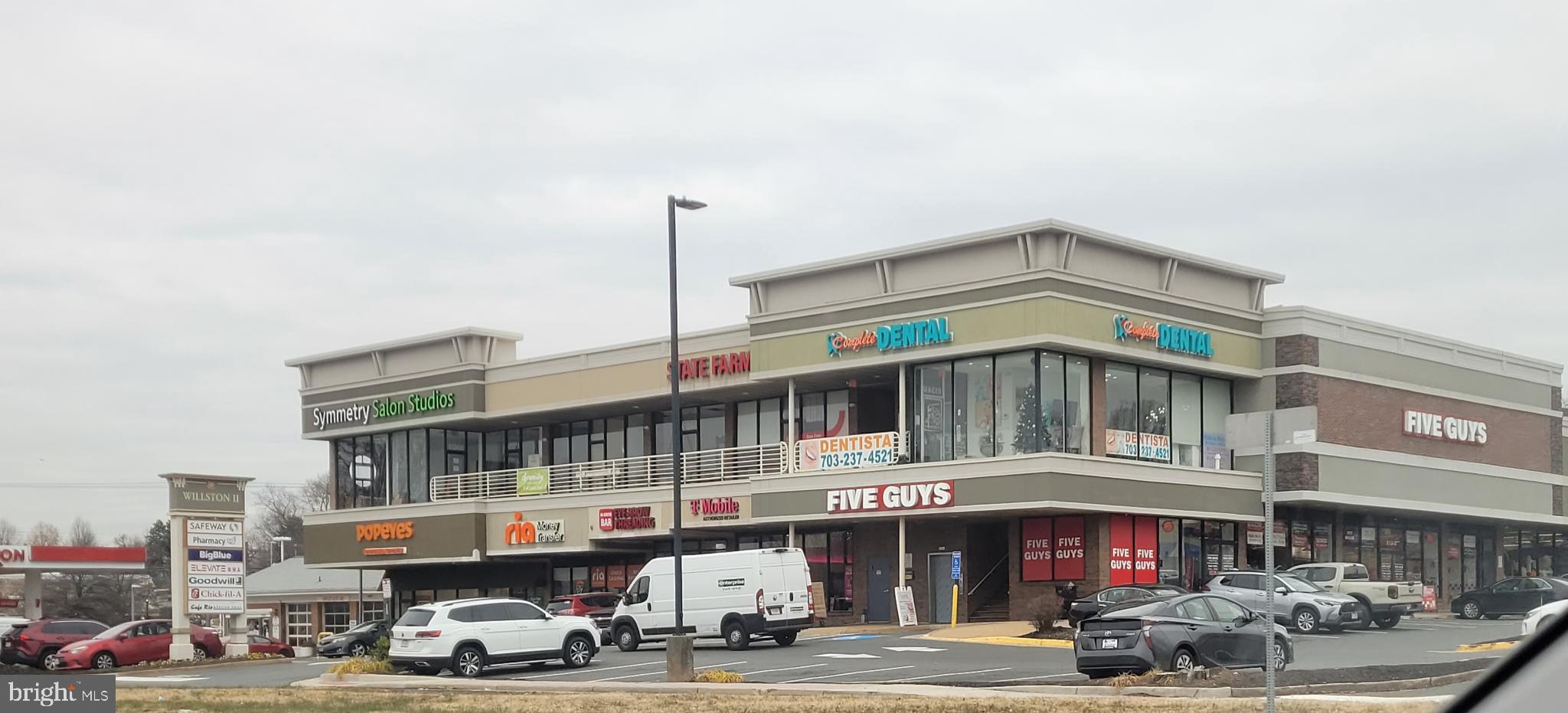 WOODLAKE TOWERS - Residential Lease