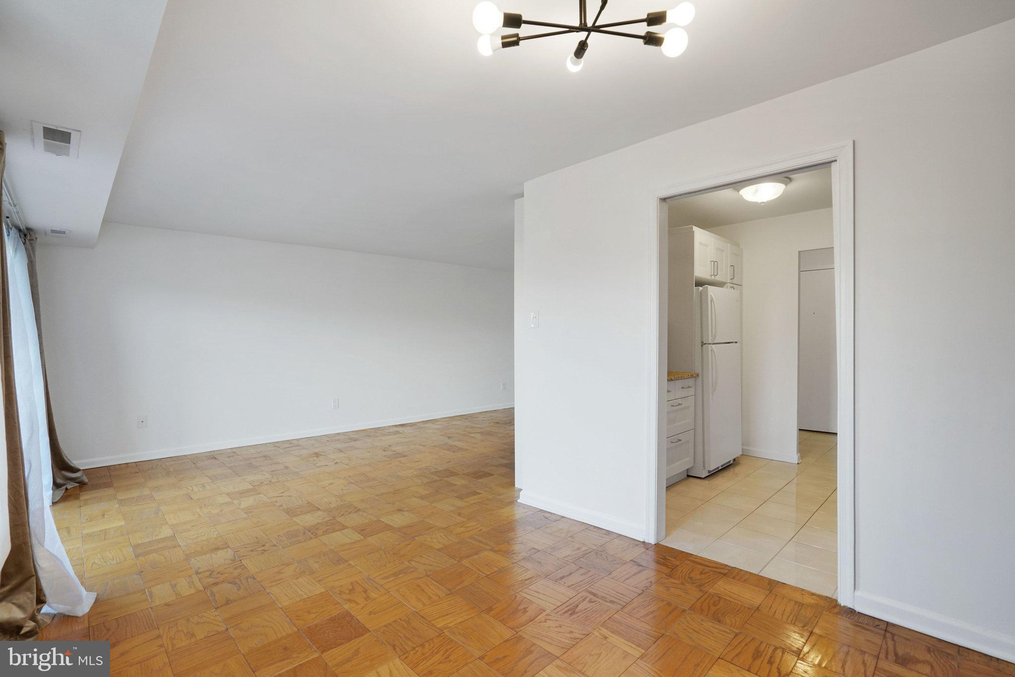 WOODLAKE TOWERS - Residential Lease