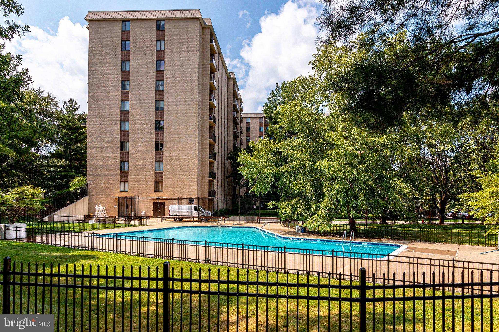 WOODLAKE TOWERS - Residential Lease