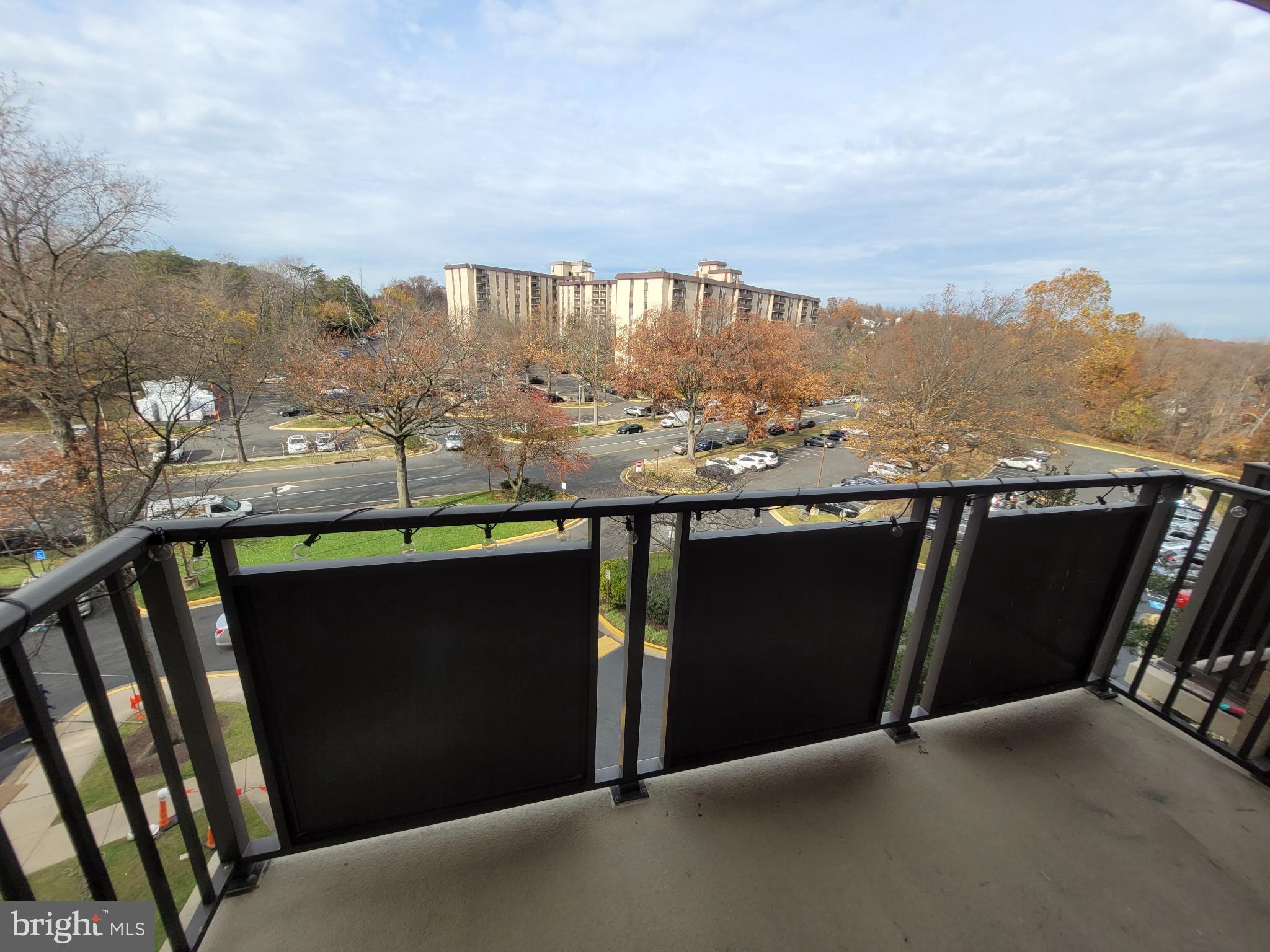 WOODLAKE TOWERS - Residential Lease