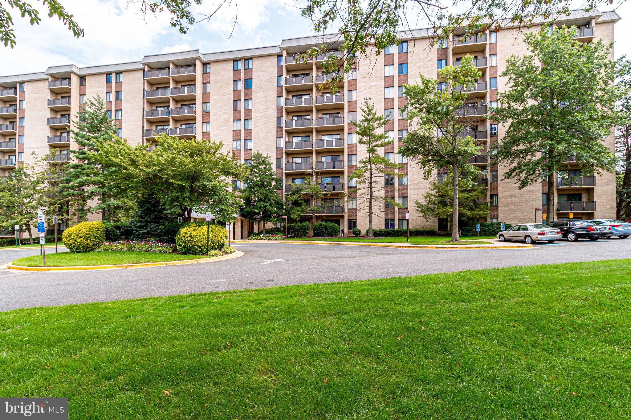 WOODLAKE TOWERS - Residential Lease