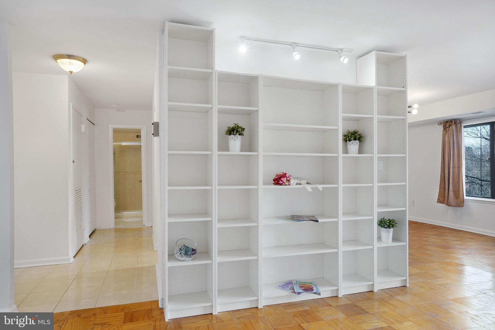 WOODLAKE TOWERS - Residential Lease