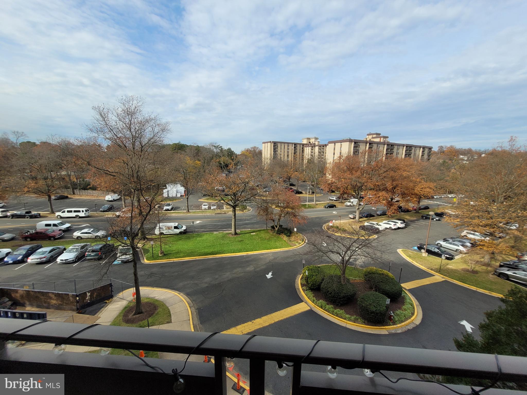 WOODLAKE TOWERS - Residential Lease