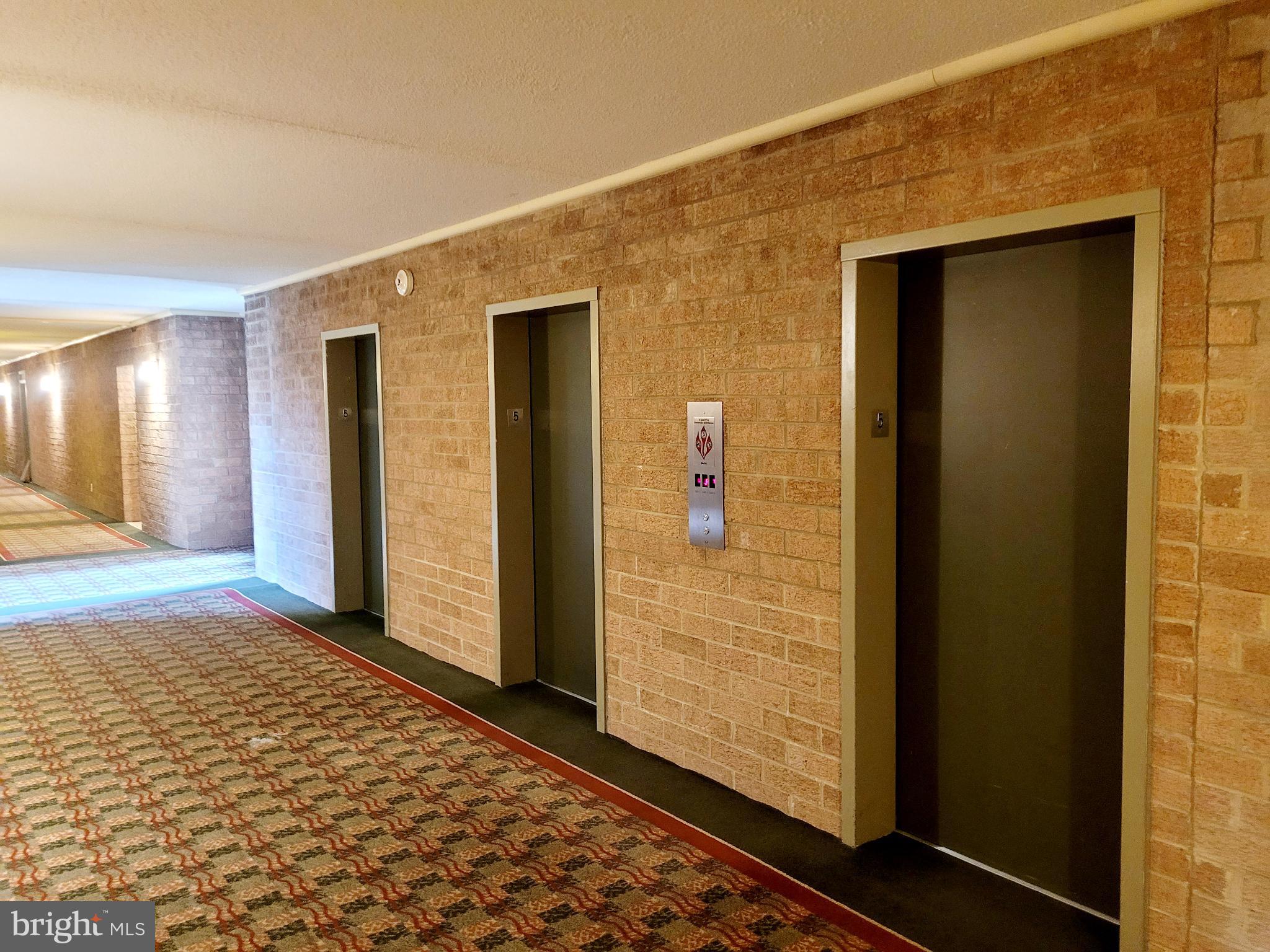 WOODLAKE TOWERS - Residential Lease