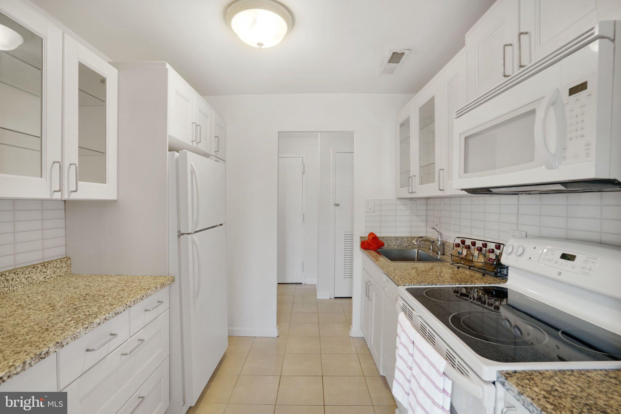 WOODLAKE TOWERS - Residential Lease