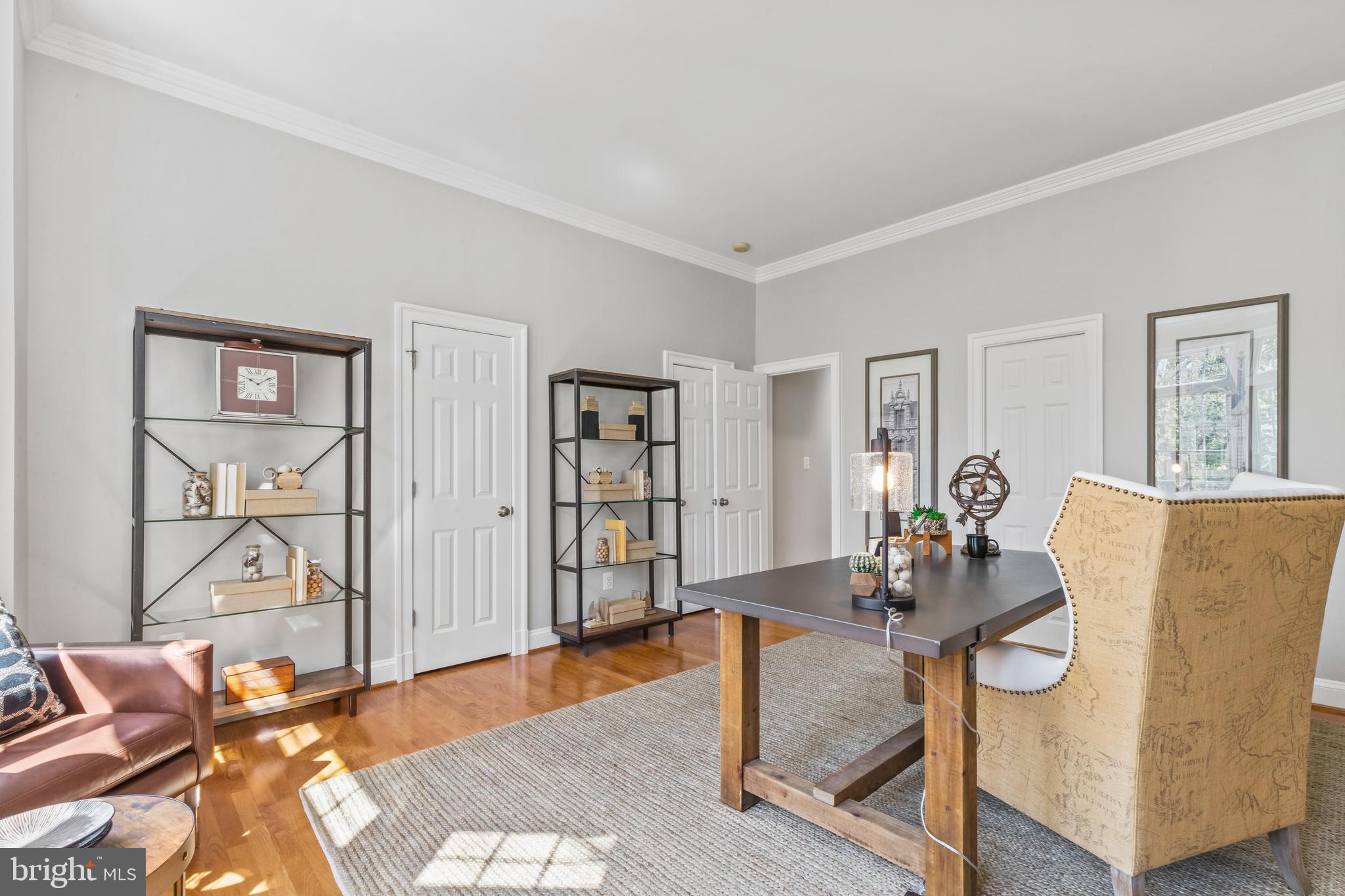 HANSBOROUGH - Residential