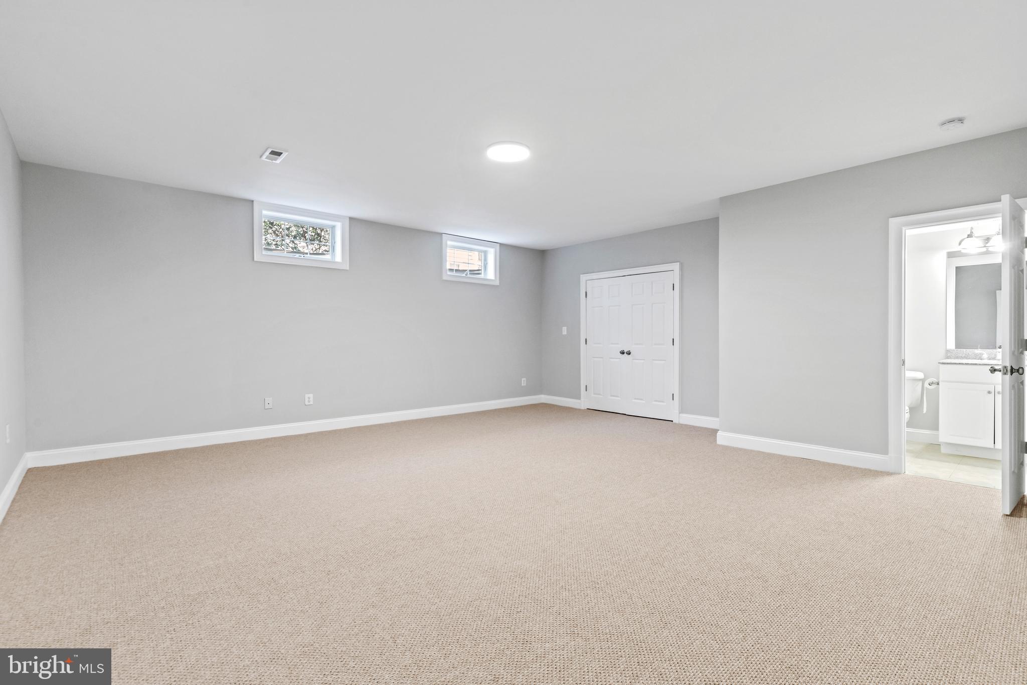 HANSBOROUGH - Residential