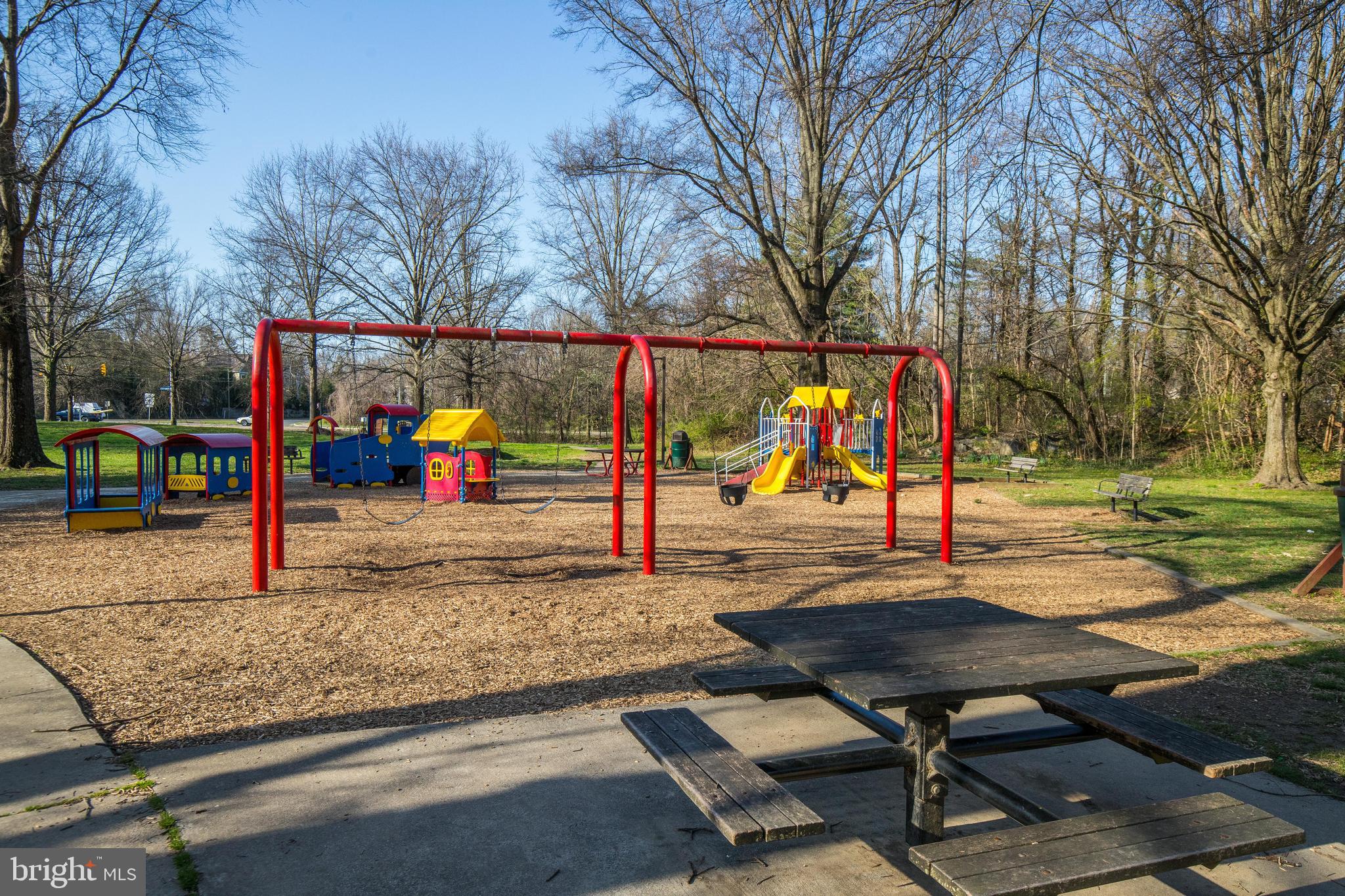 HANSBOROUGH - Residential