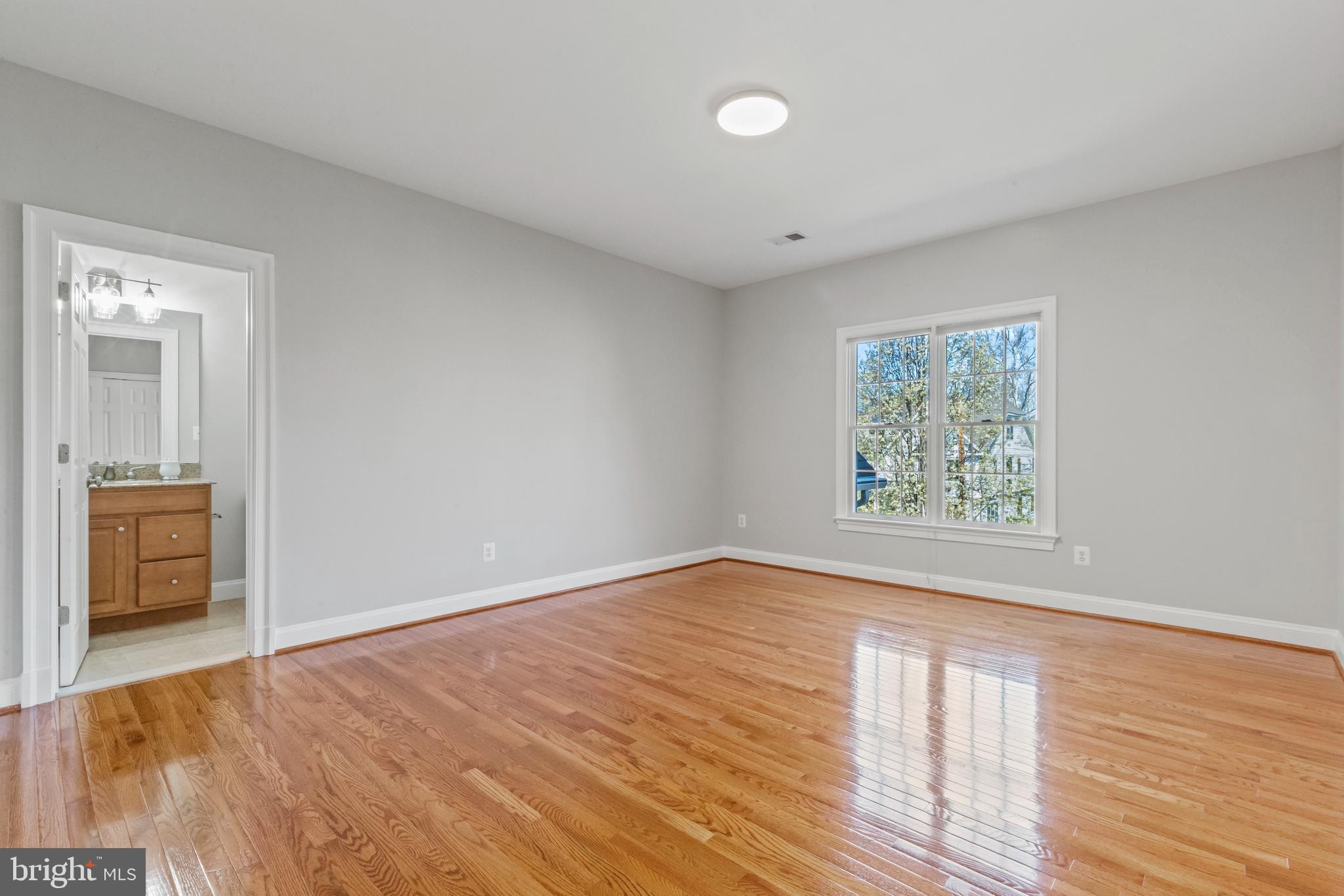 HANSBOROUGH - Residential