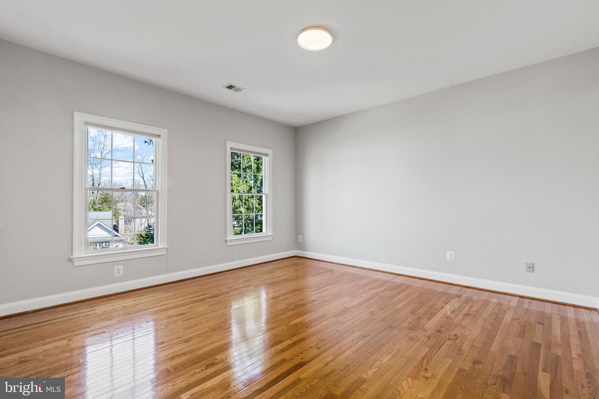 HANSBOROUGH - Residential